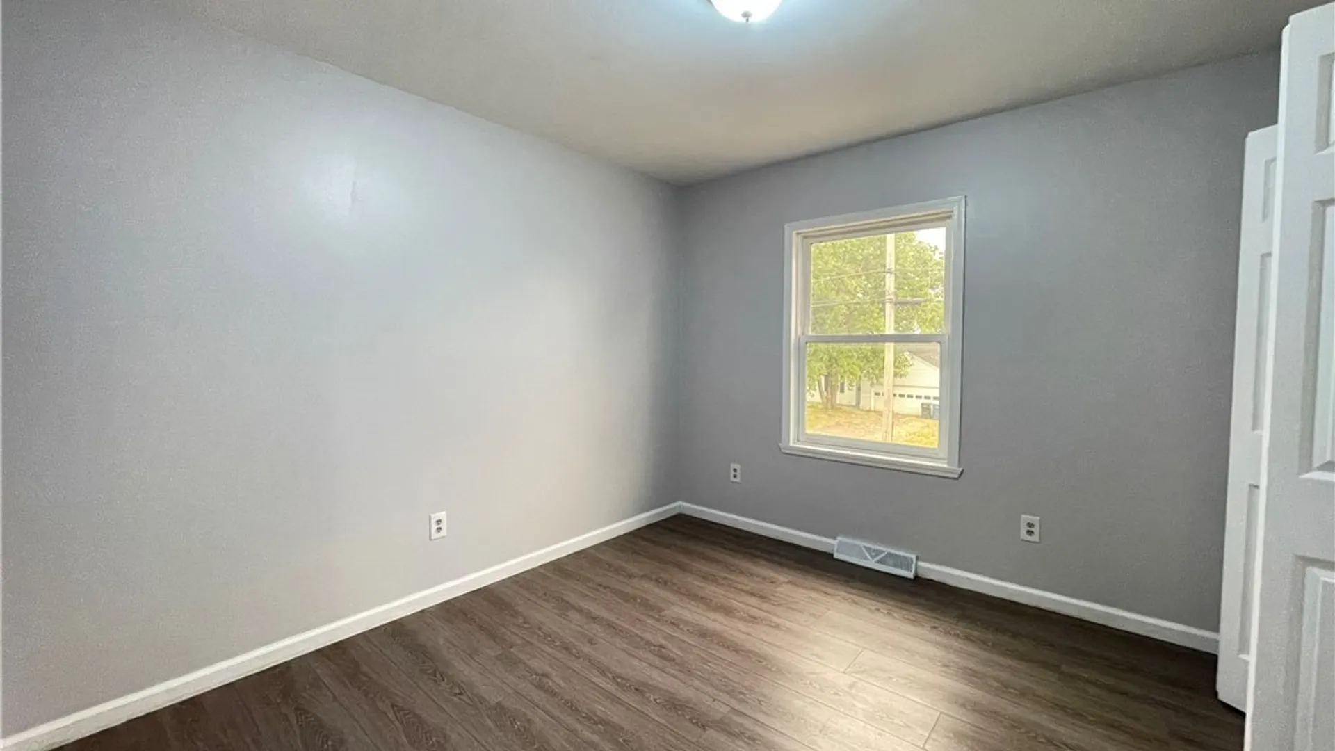 Property at 820 Northway Street, Syracuse, NY 13224 16