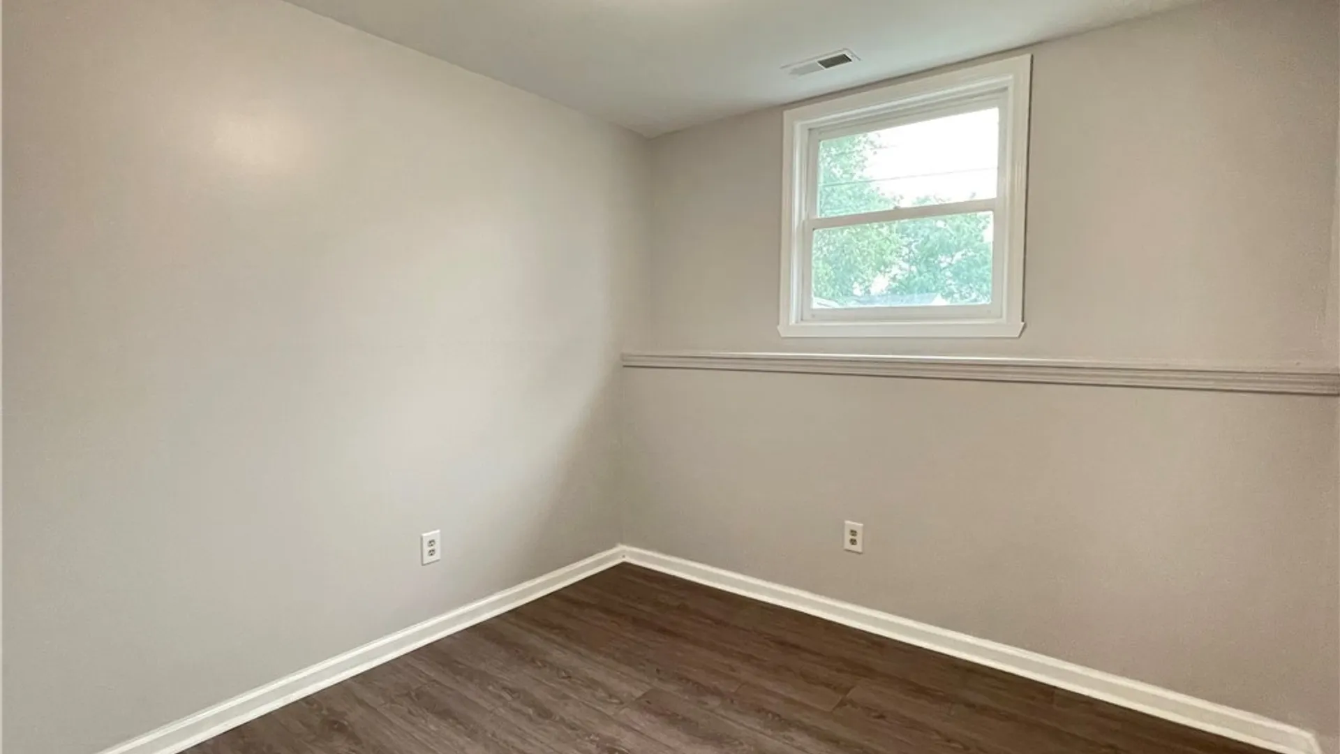 Property at 820 Northway Street, Syracuse, NY 13224 25