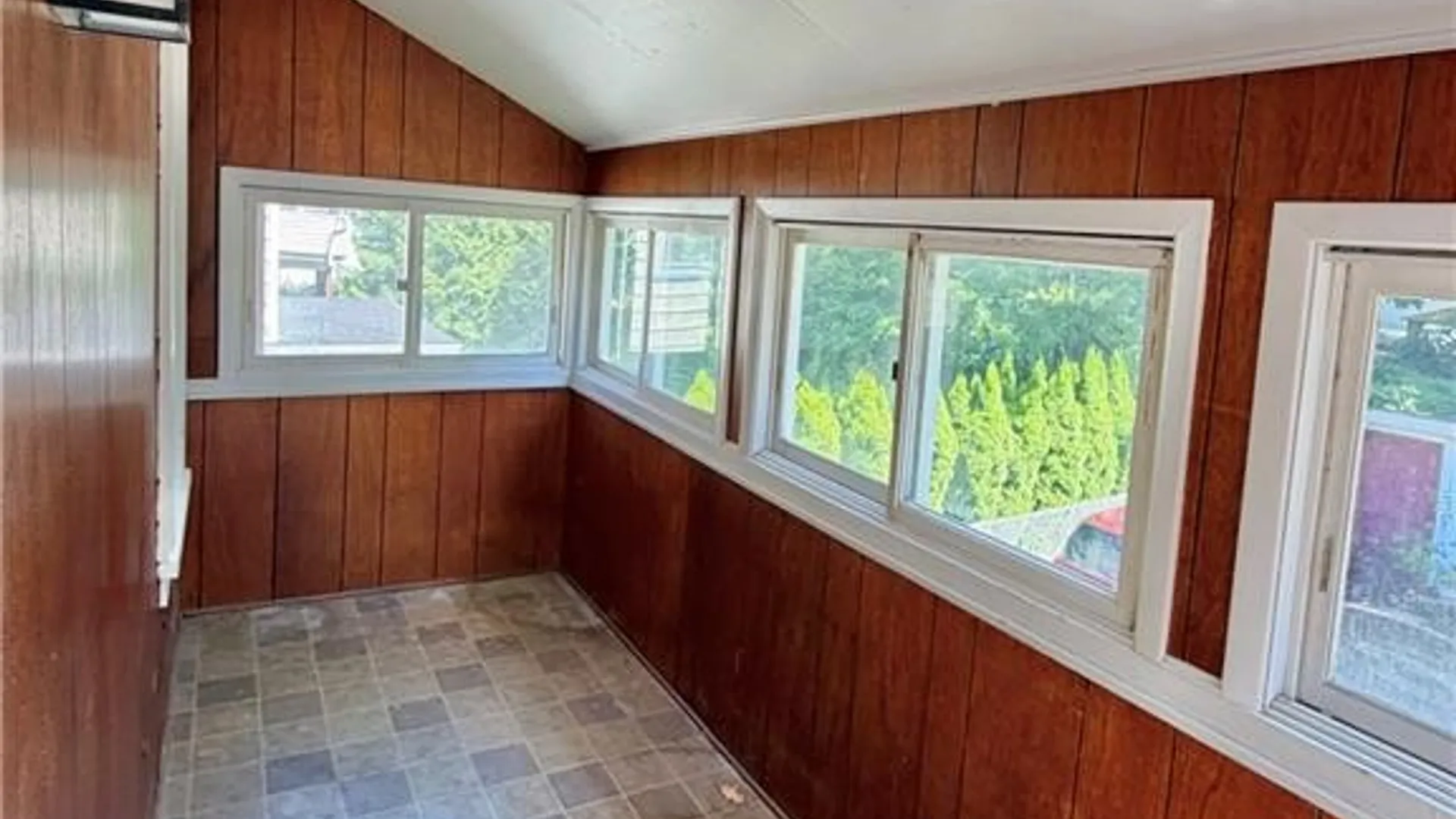 Property at 177 Alameda Street, Rochester, NY 14613 7