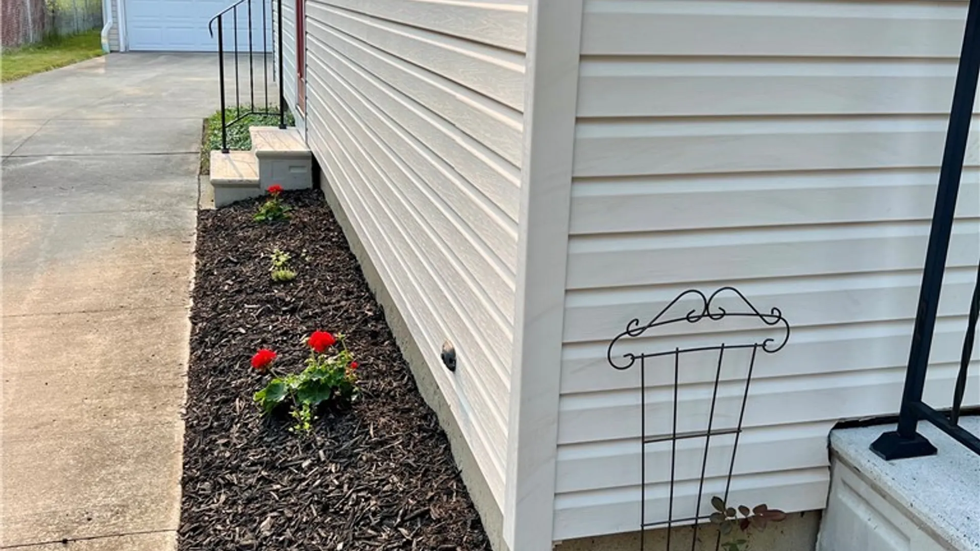 Property at 17 Greenhill, West Seneca, NY 14224 5