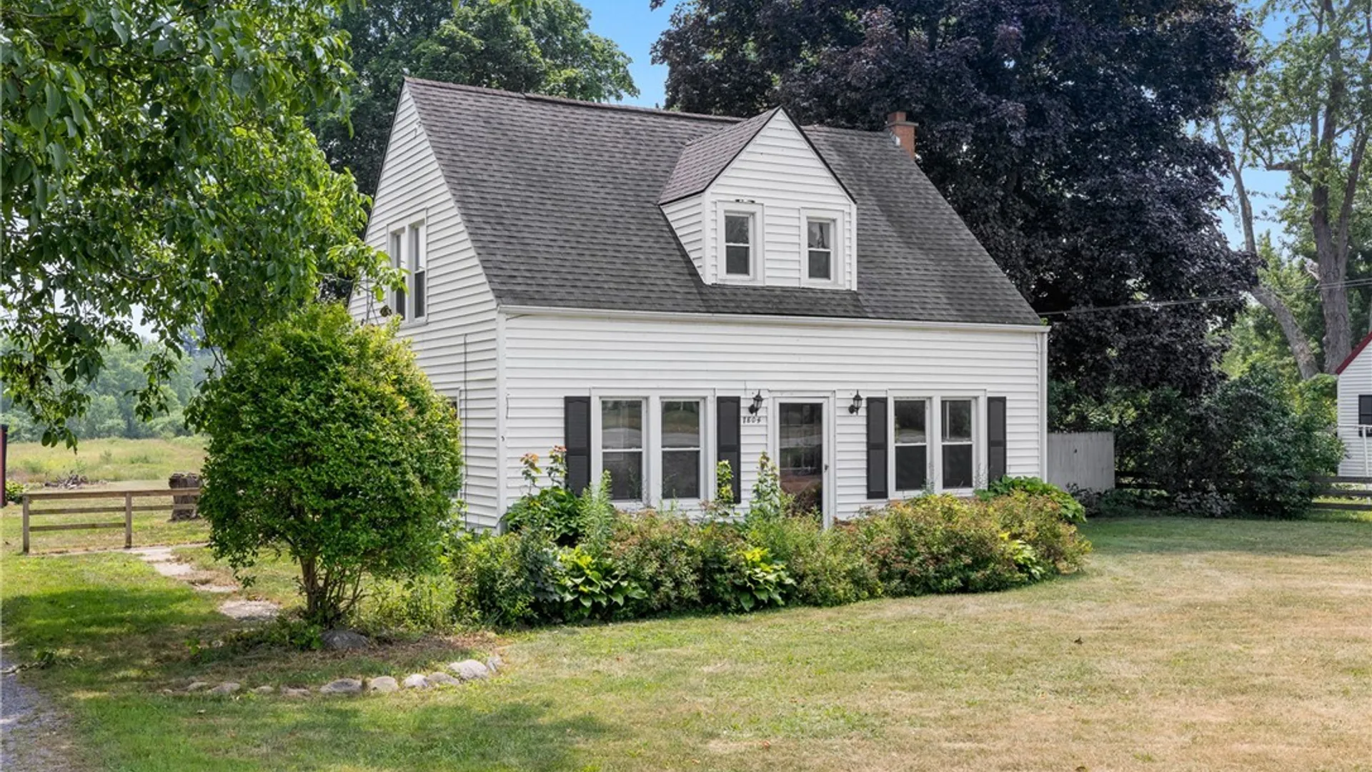 Property at 7804 Ridge Road, Hartland, NY 14067 3