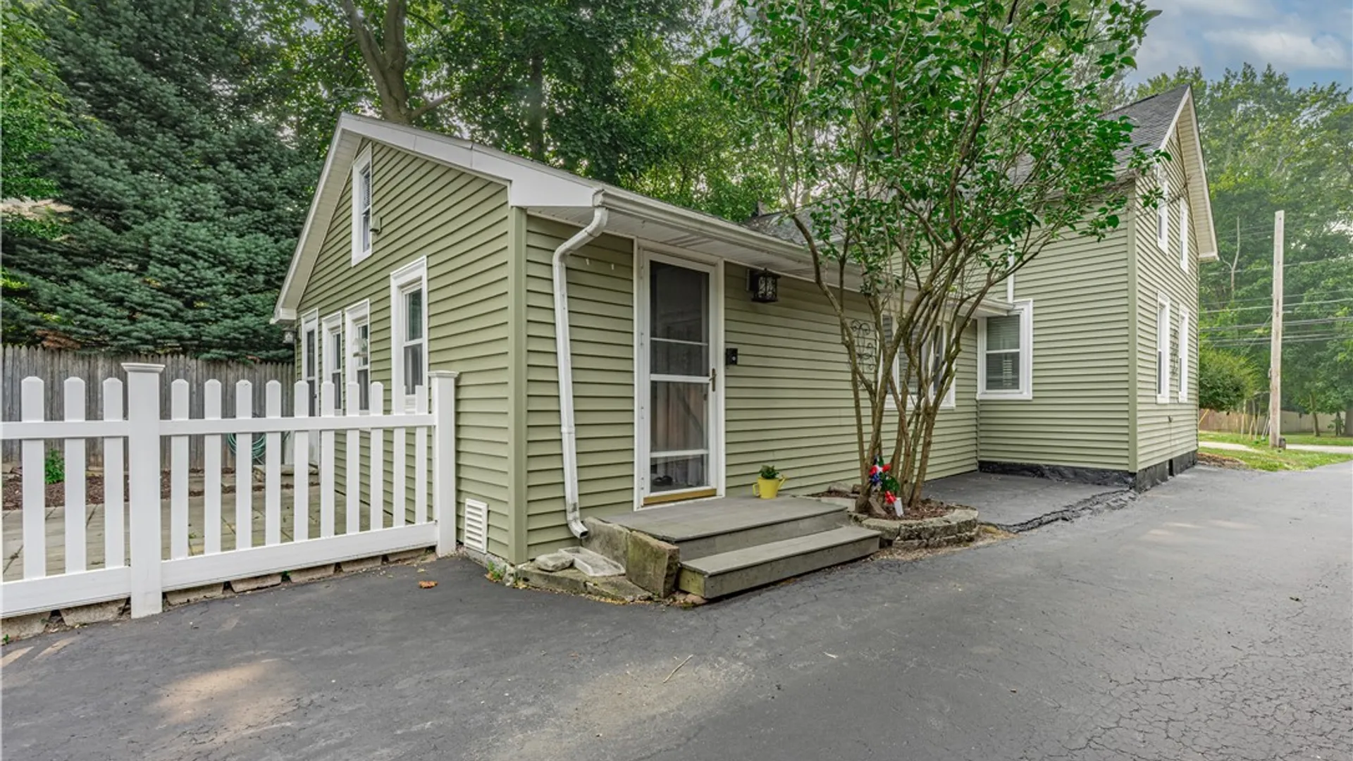 Property at 414 High Street, Lockport City, NY 14094 30