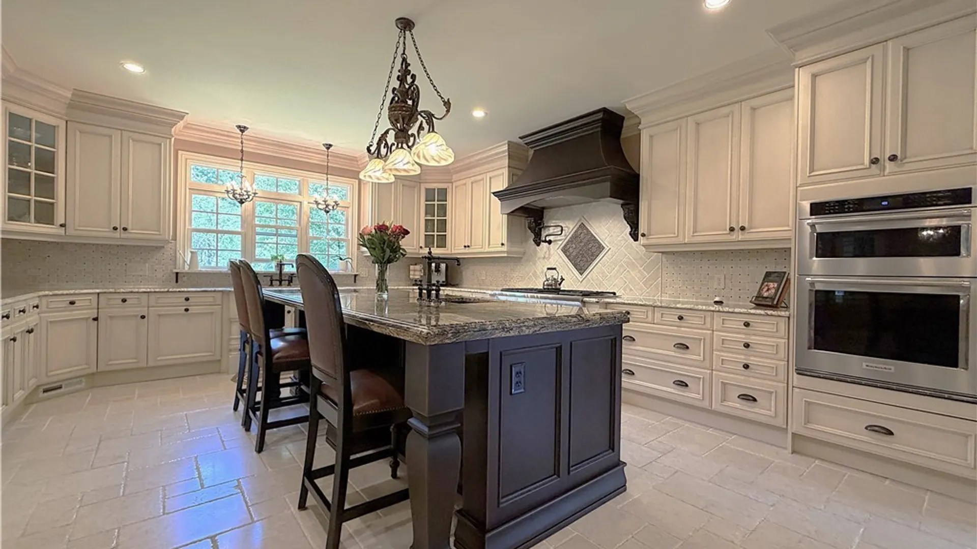 Property at 178 Golden Pheasant Drive, Amherst, NY 14068 3