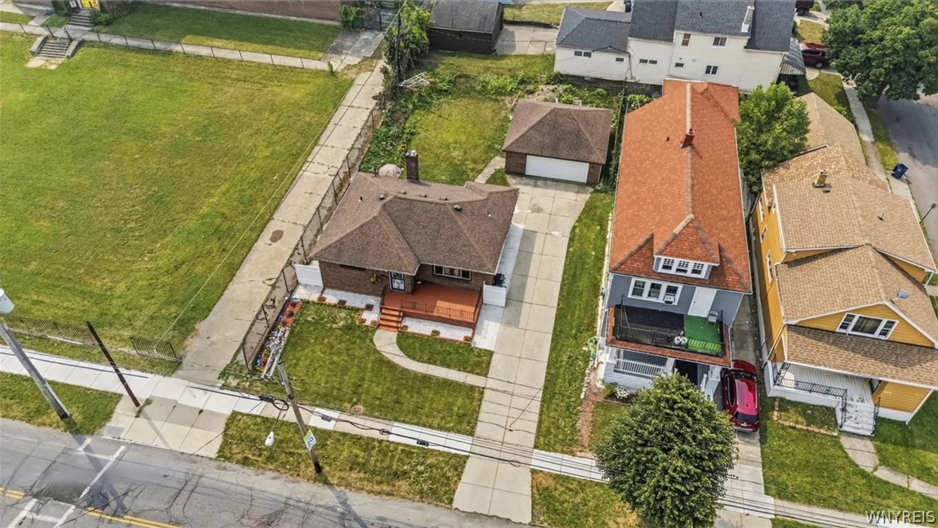 Property at 417 Doat Street, Buffalo, NY 14211 32