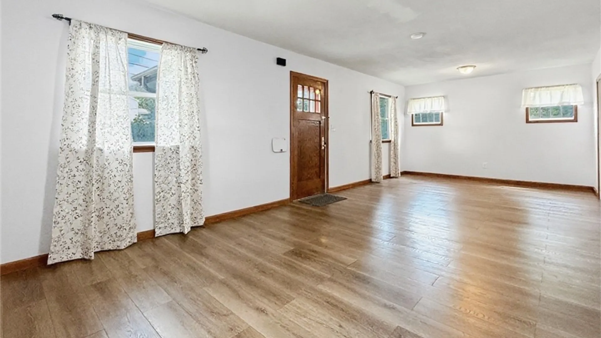 Property at 68 Burrstone Road, New Hartford, NY 13417 10