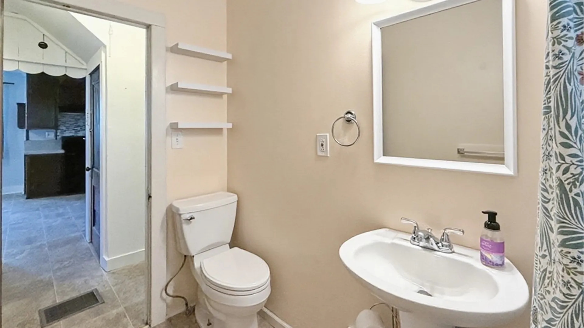 Property at 68 Burrstone Road, New Hartford, NY 13417 29