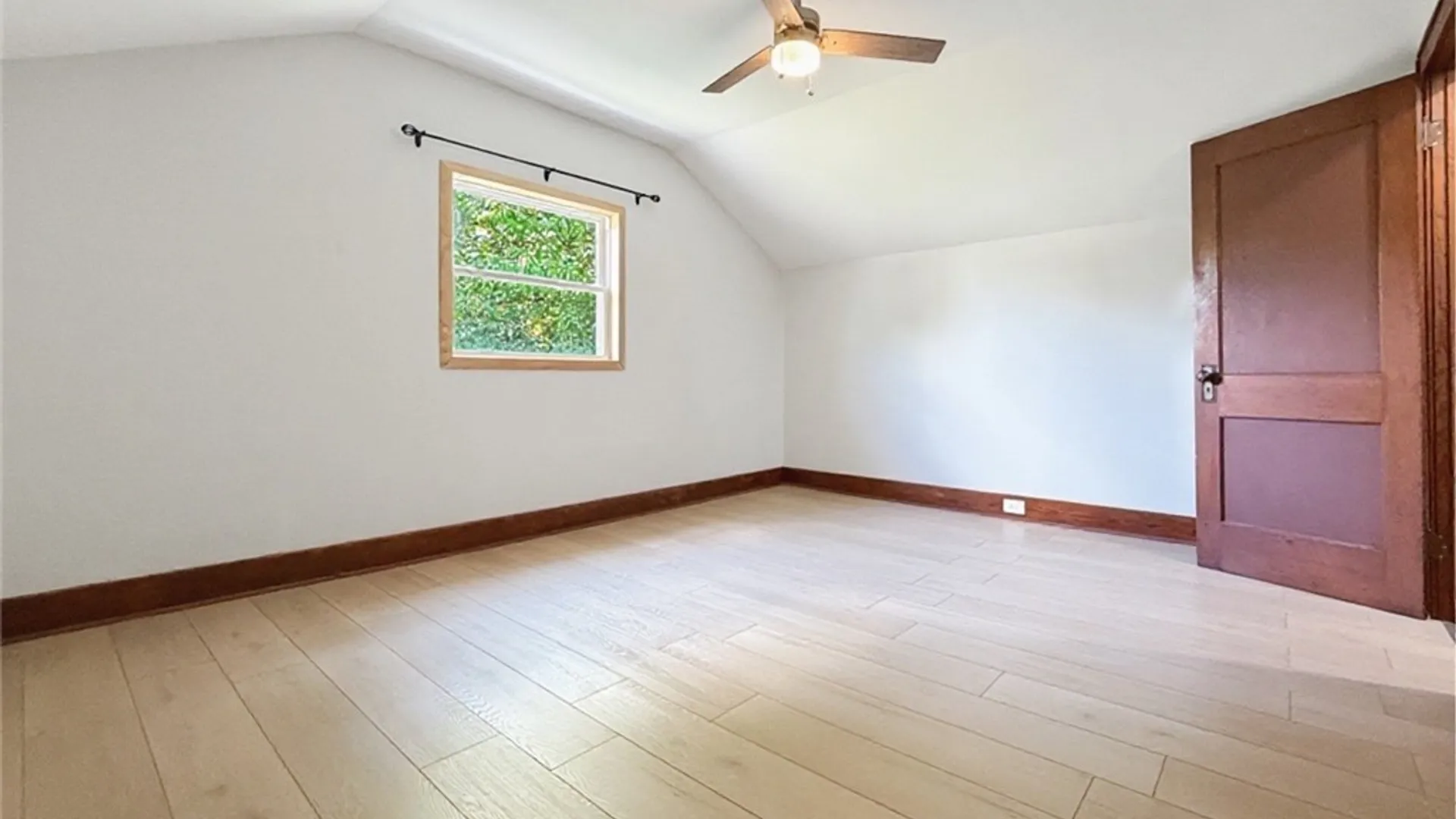 Property at 68 Burrstone Road, New Hartford, NY 13417 33