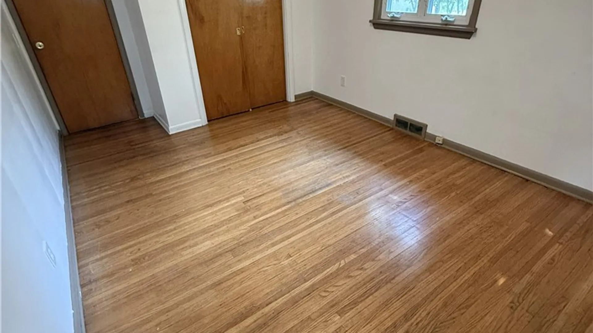 Property at 483 Brookview Drive, Irondequoit, NY 14617 21