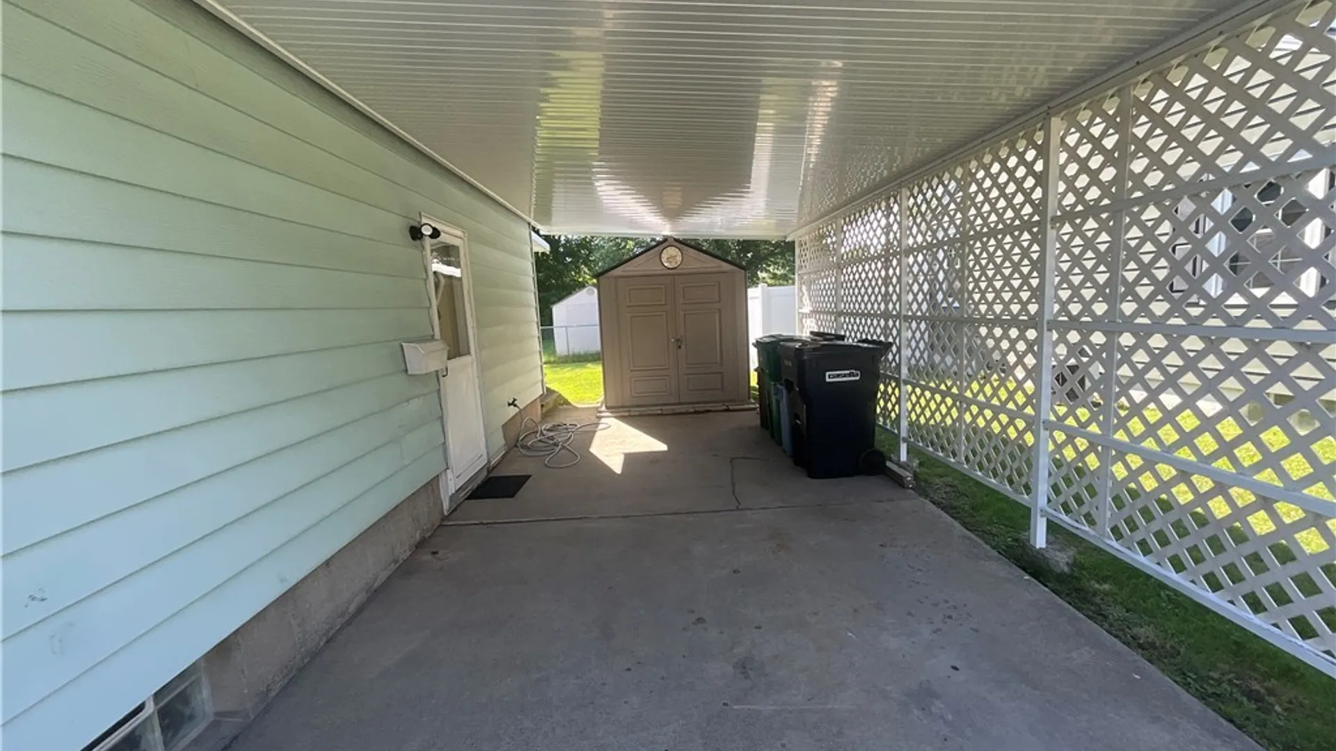 Property at 1212 90th Street, Niagara Falls, NY 14304 2