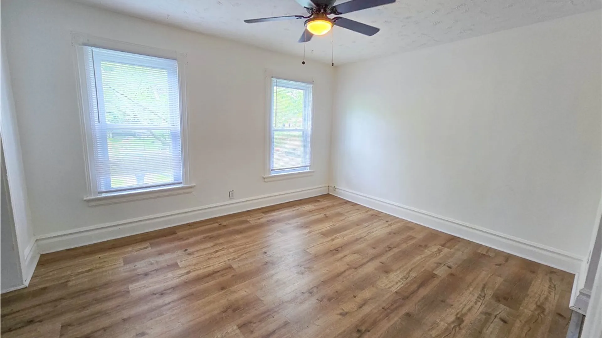 Property at 211 Parsells Avenue, Rochester, NY 14609 10