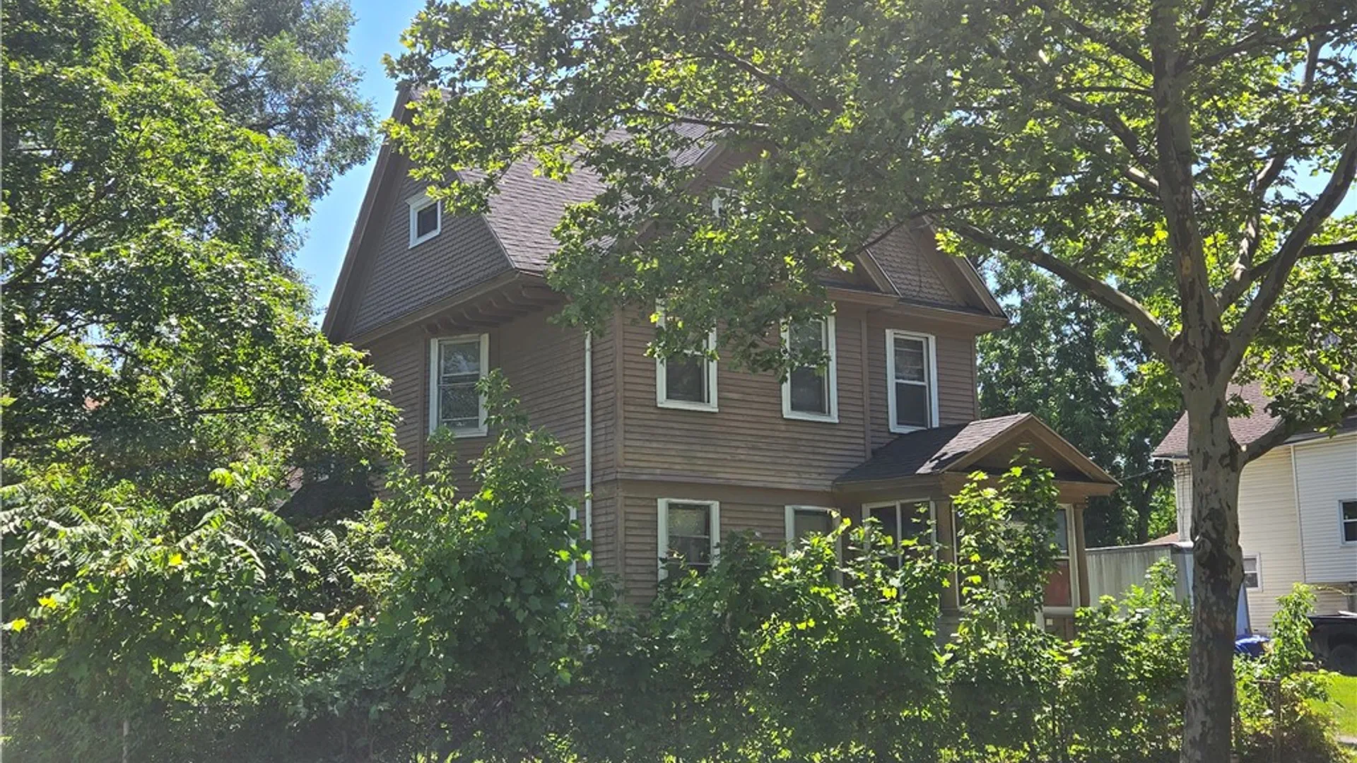 Property at 211 Parsells Avenue, Rochester, NY 14609 4