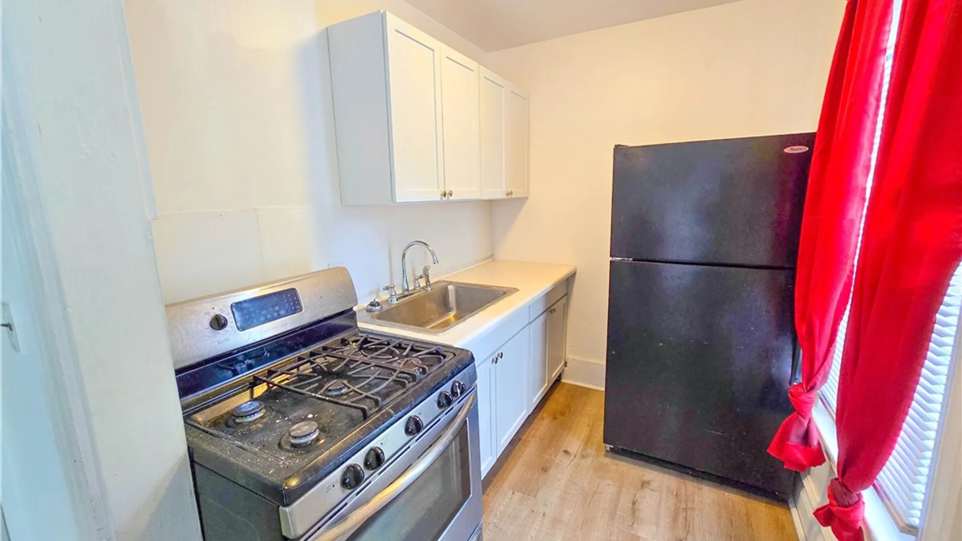 Property at 211 Parsells Avenue, Rochester, NY 14609 6