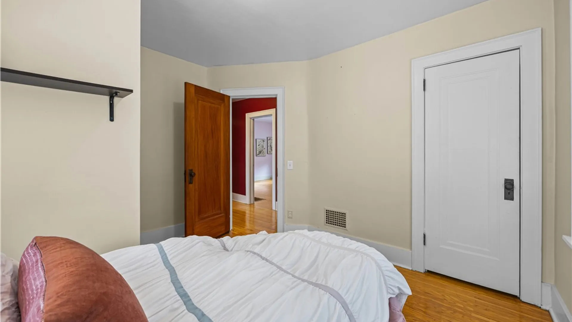 Property at 195 Saint Regis Drive, Brighton, NY 14618 27