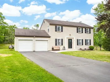 Property at 10 Guaymar Circle, Chili, NY 14624