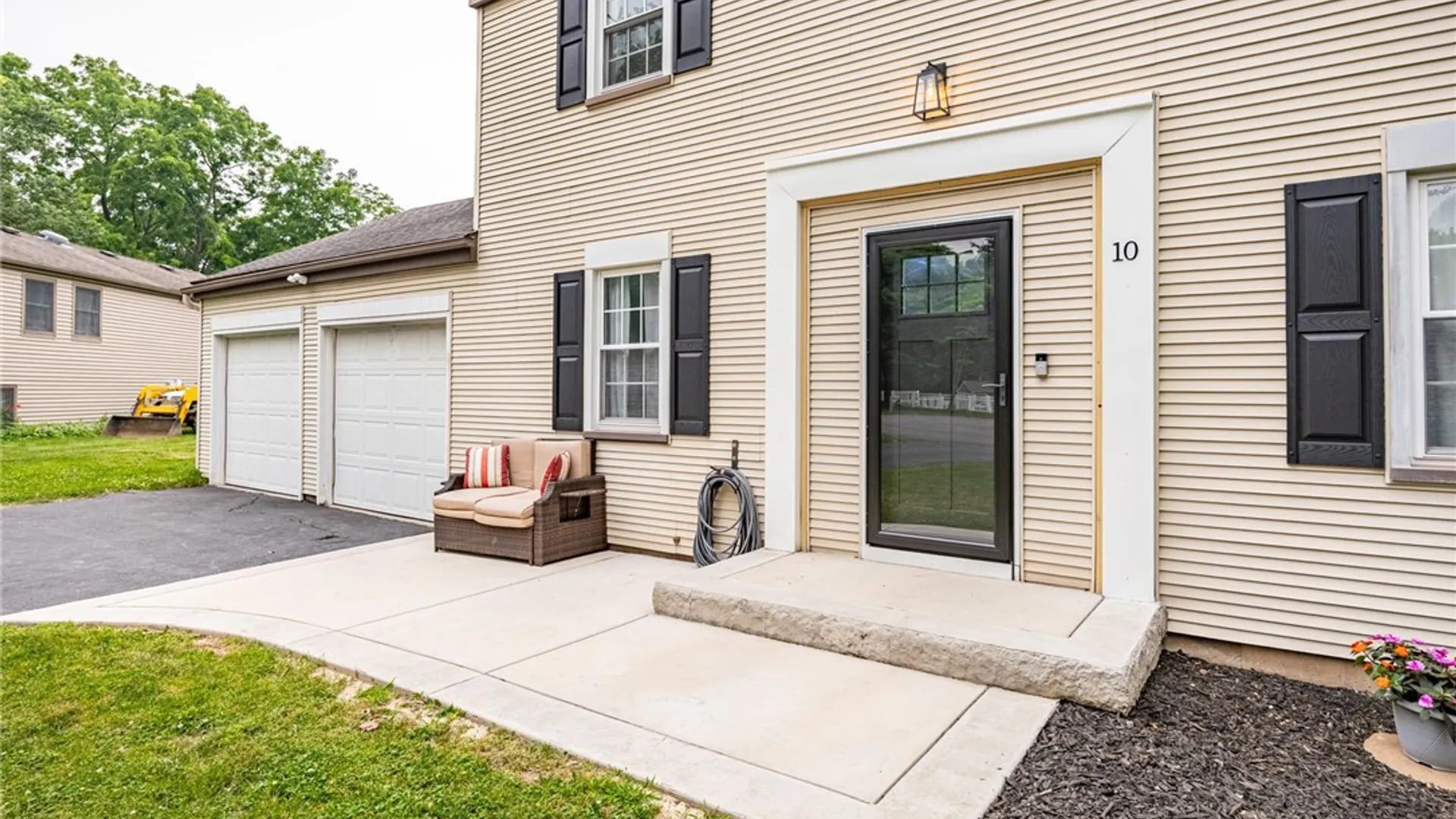 Property at 10 Guaymar Circle, Chili, NY 14624 6