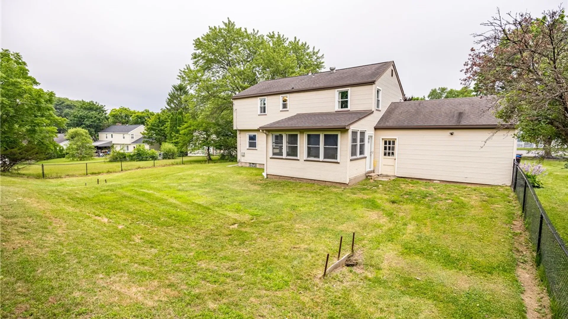 Property at 10 Guaymar Circle, Chili, NY 14624 39