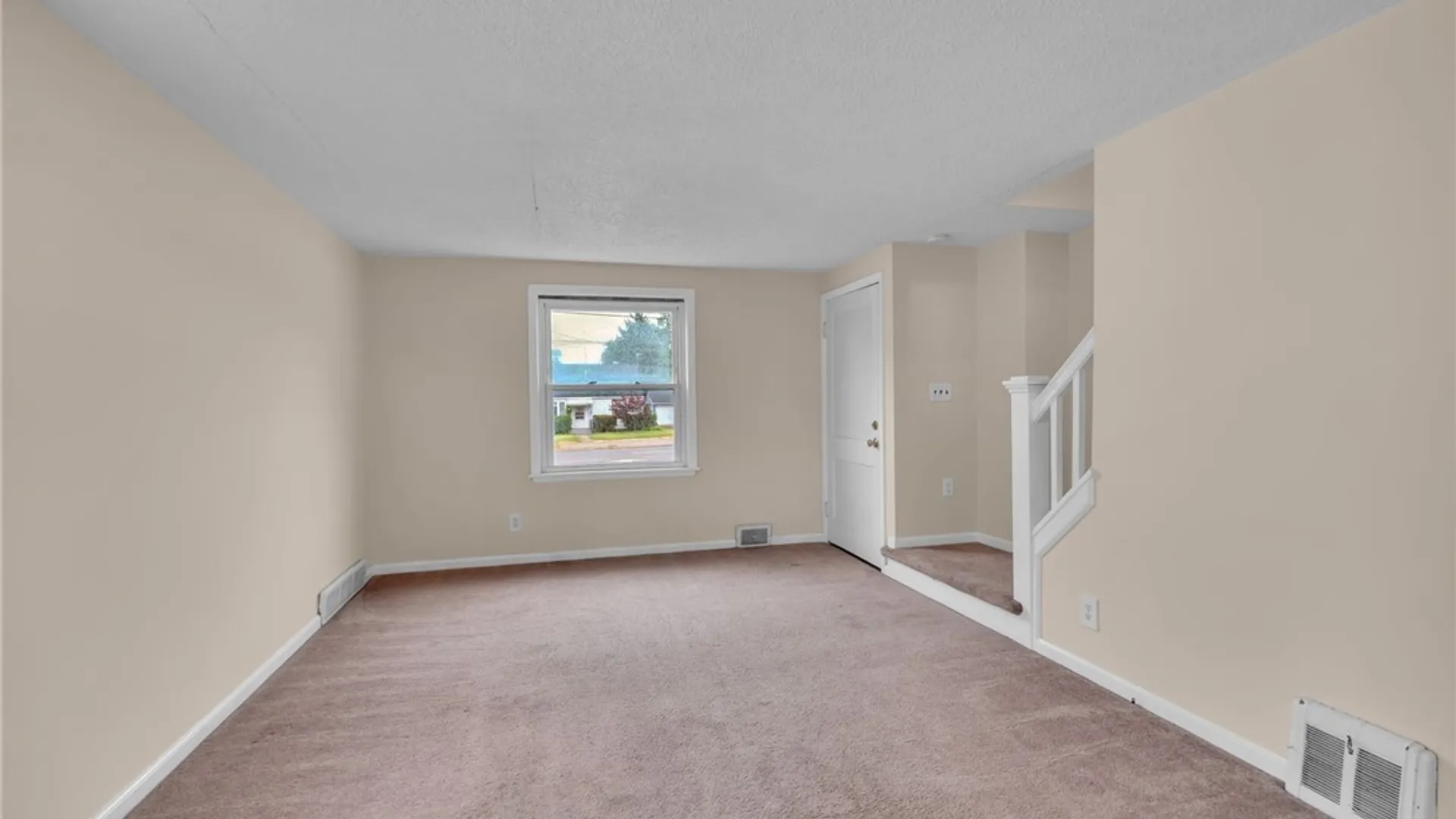 Property at 4529 Union Road, Cheektowaga, NY 14225 27