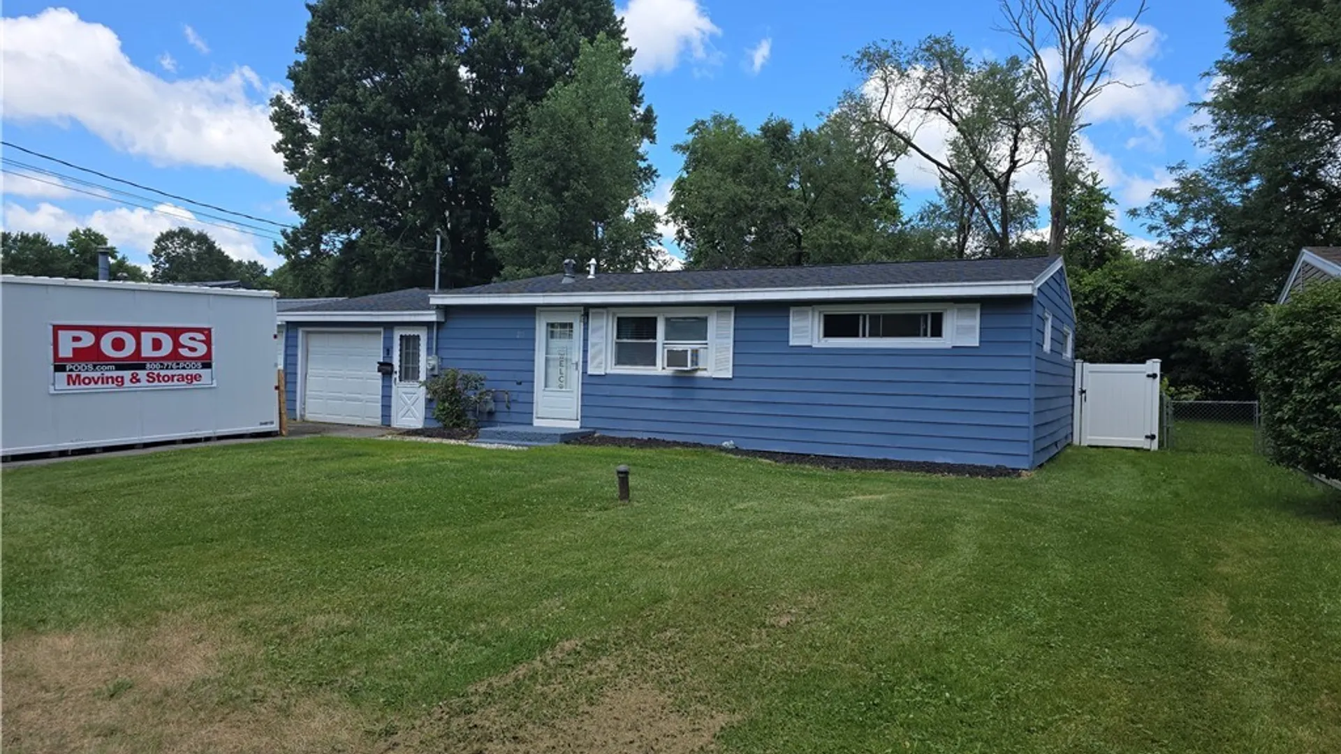 Property at 211 Mohawk Drive, Salina, NY 13211 2