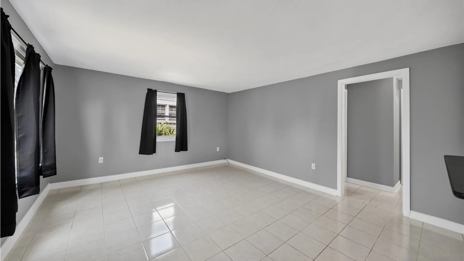 Property at 306 Hanover Avenue, Salina, NY 13088 14