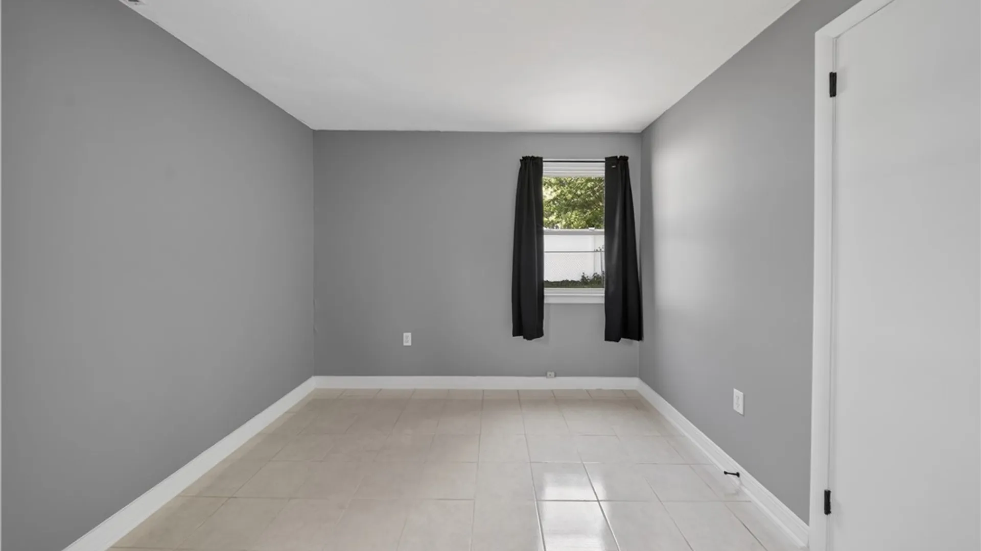 Property at 306 Hanover Avenue, Salina, NY 13088 22