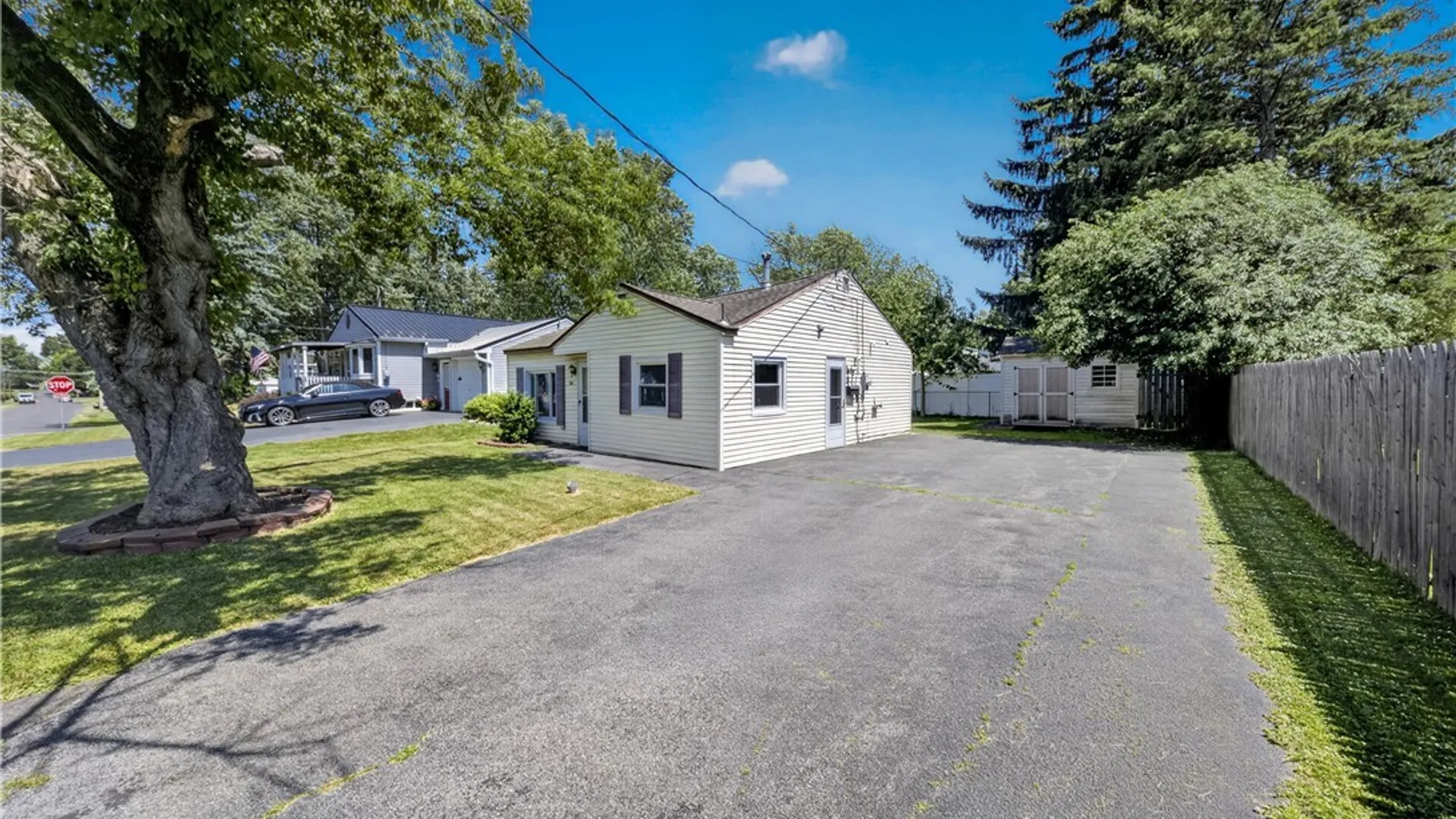 Property at 306 Hanover Avenue, Salina, NY 13088 31