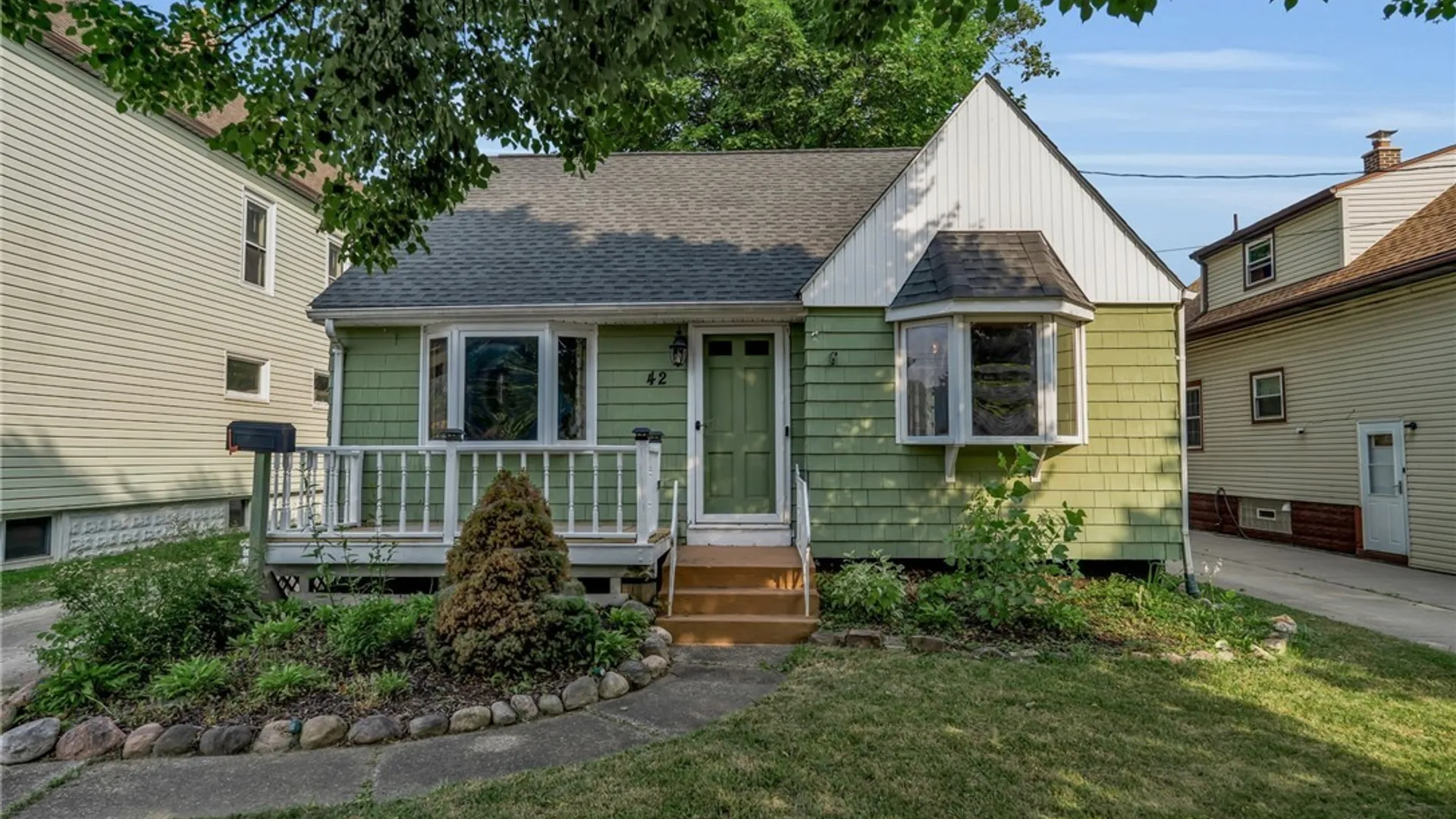 Property at 42 Tindle Avenue, West Seneca, NY 14224 2