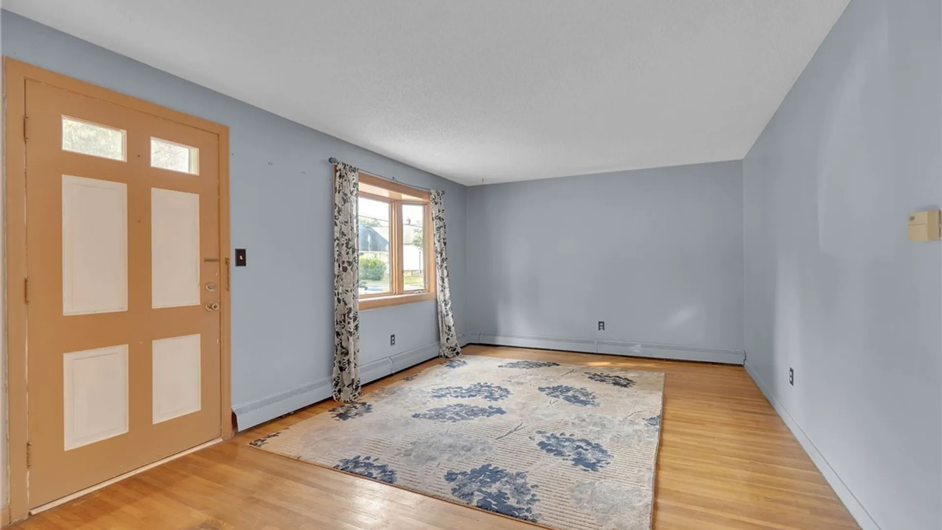 Property at 42 Tindle Avenue, West Seneca, NY 14224 4
