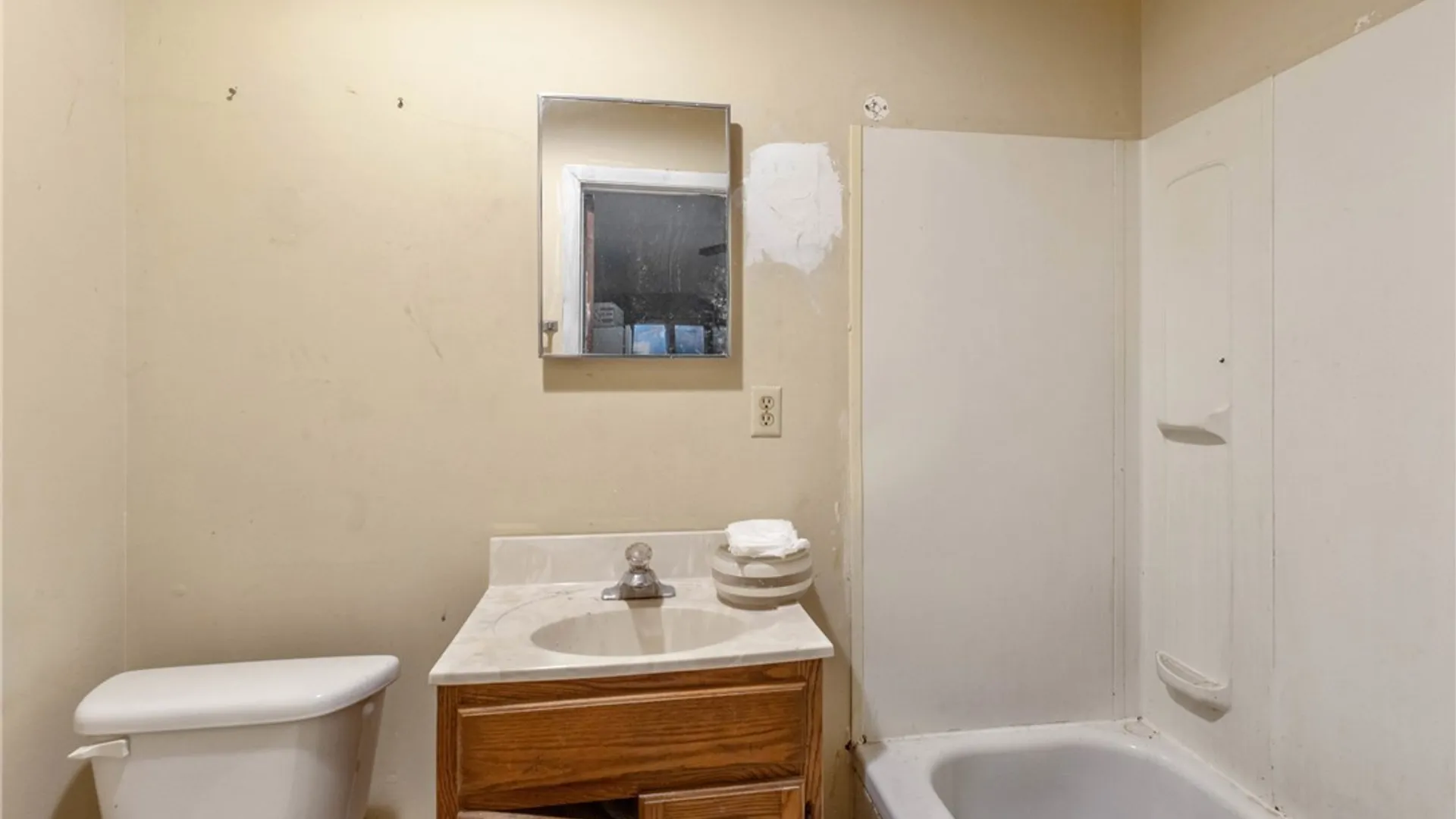Property at 151 W 1st Street, Fulton, NY 13069 32