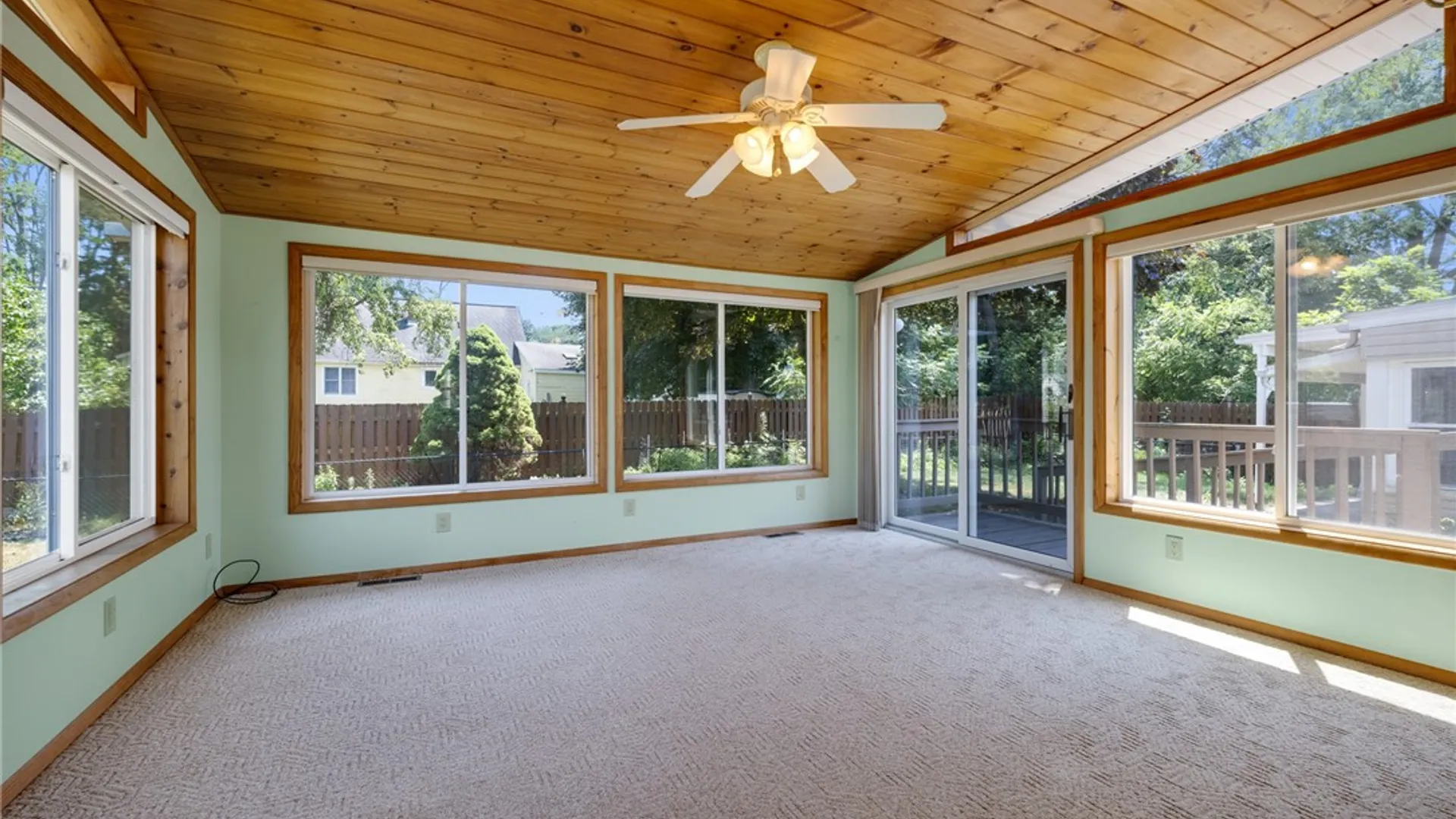 Property at 112 N Roosevelt Avenue, Salina, NY 13088 23
