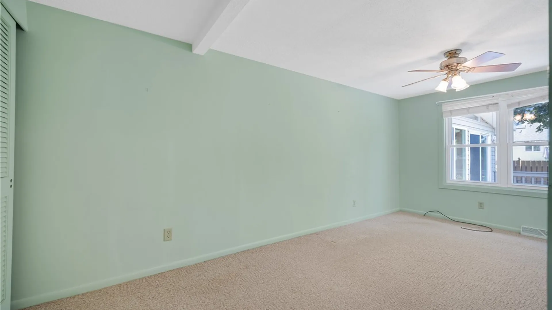 Property at 112 N Roosevelt Avenue, Salina, NY 13088 25