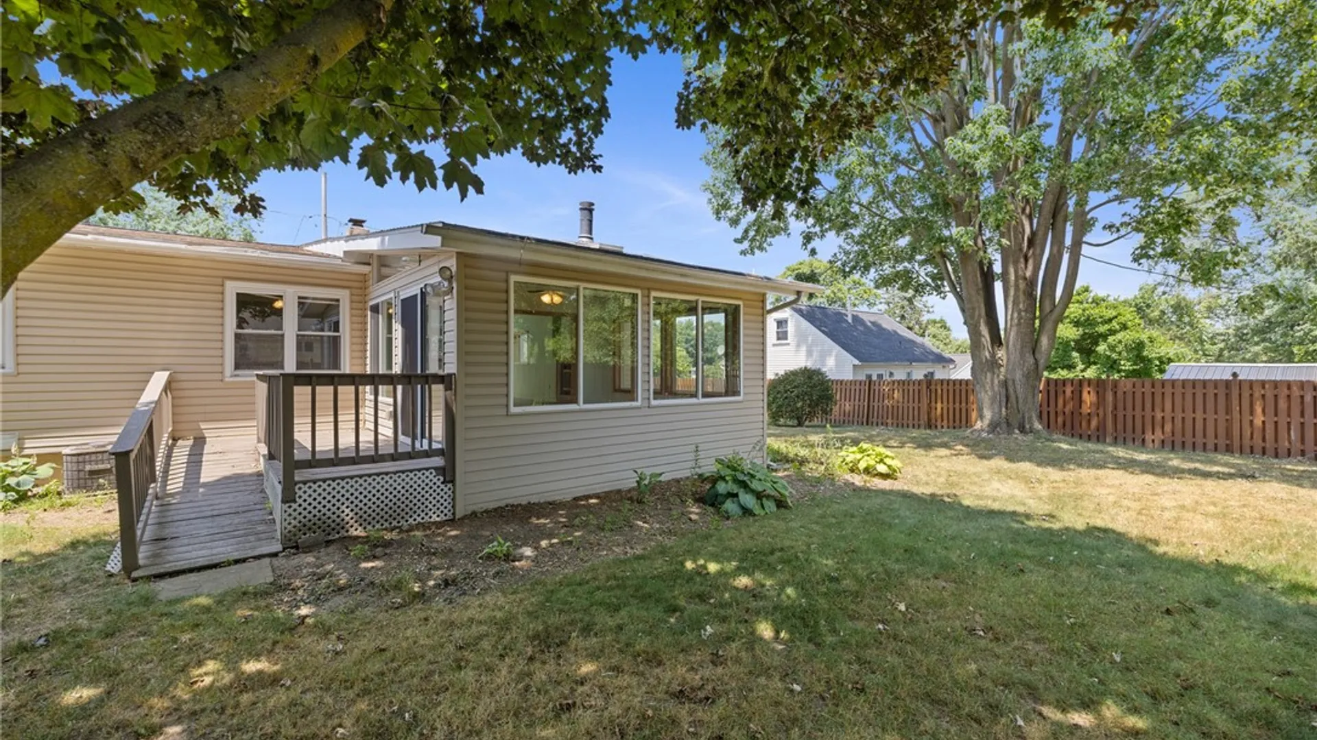 Property at 112 N Roosevelt Avenue, Salina, NY 13088 39