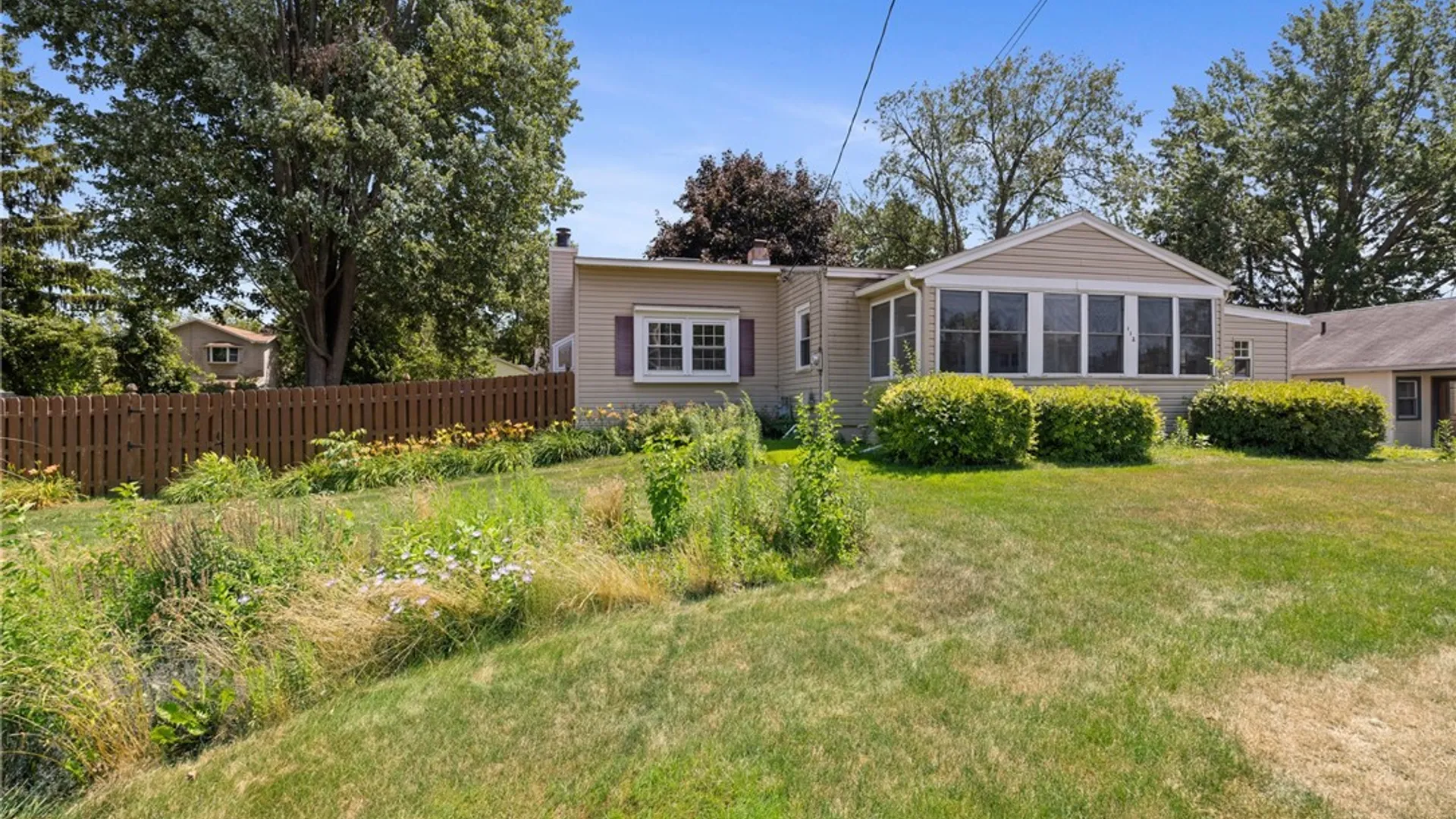 Property at 112 N Roosevelt Avenue, Salina, NY 13088 40