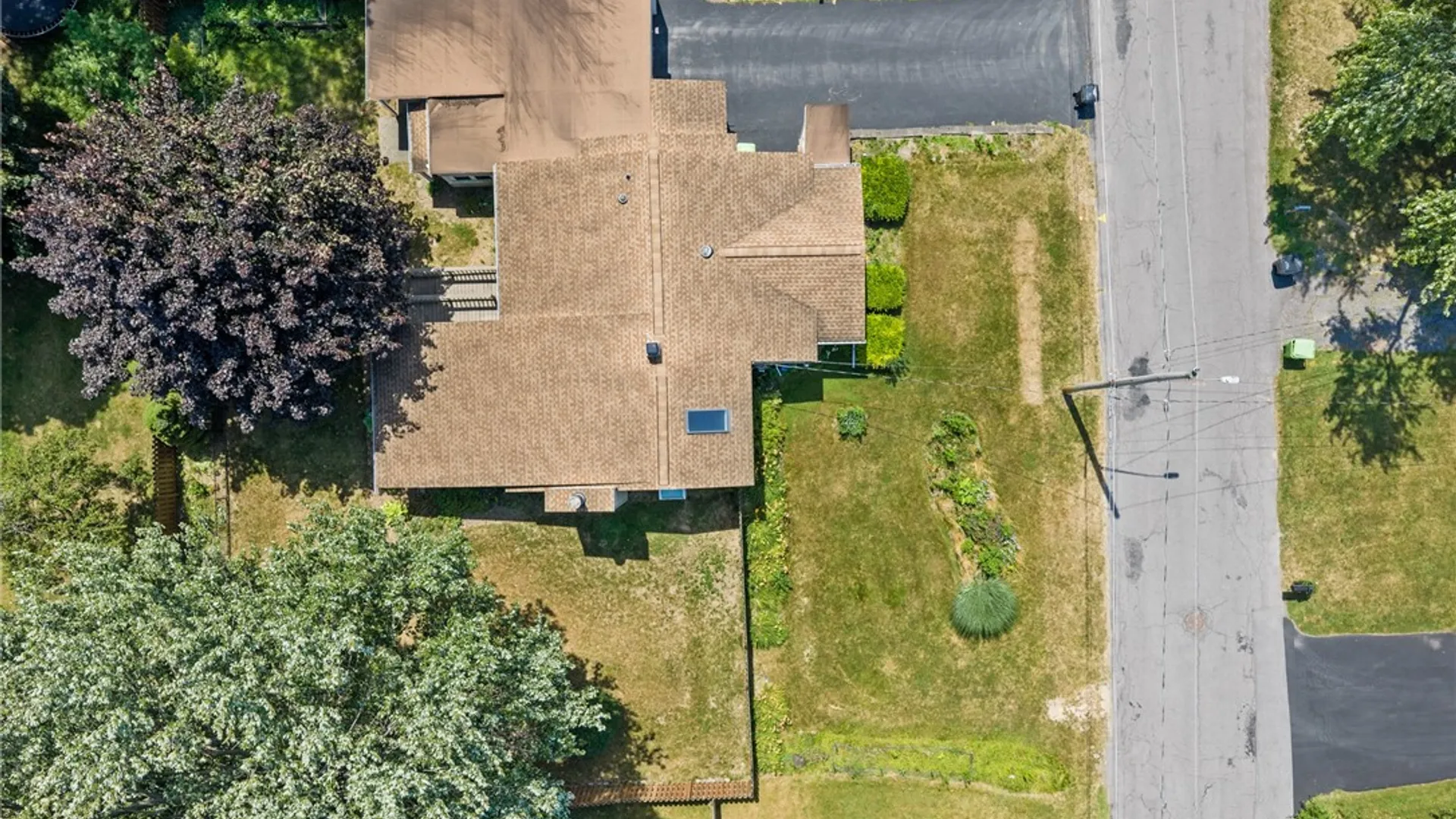 Property at 112 N Roosevelt Avenue, Salina, NY 13088 47