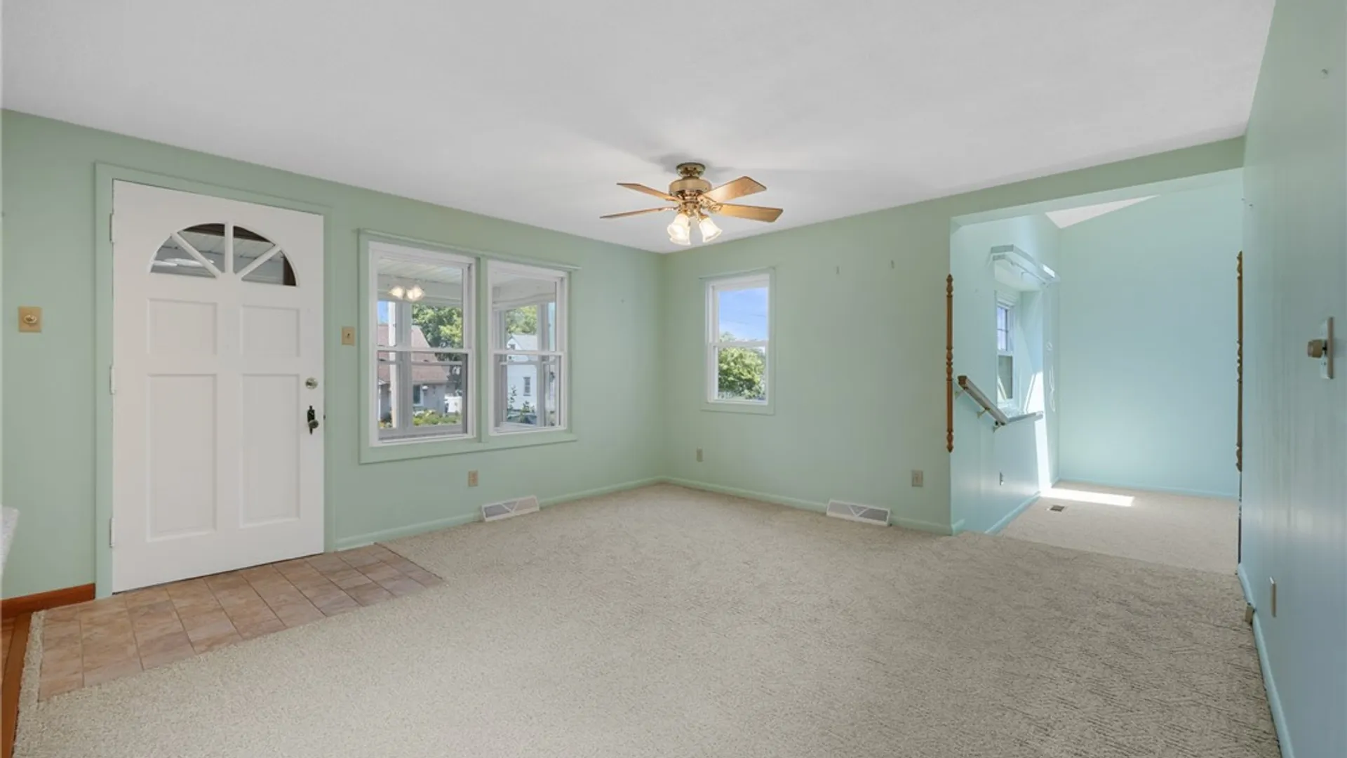 Property at 112 N Roosevelt Avenue, Salina, NY 13088 8