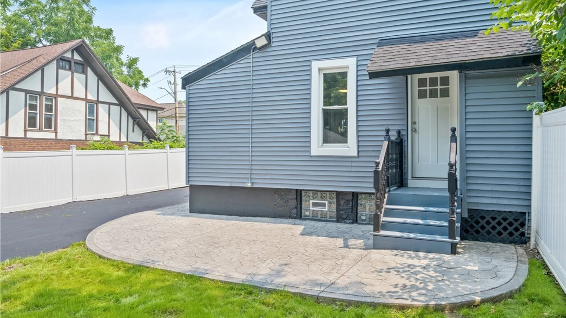 Property at 430 Maple Street, Syracuse, NY 13210 46