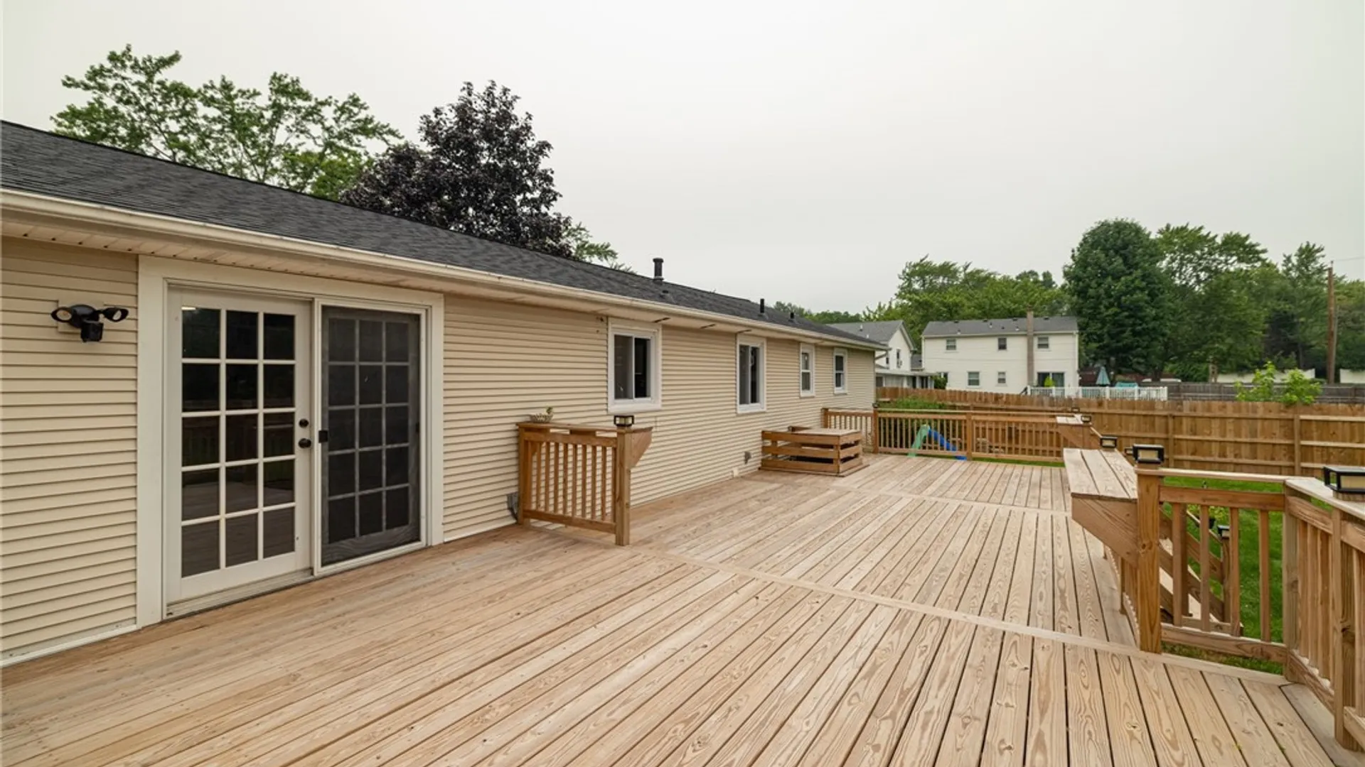 Property at 18 Ainsworth Lane, Gates, NY 14624 25