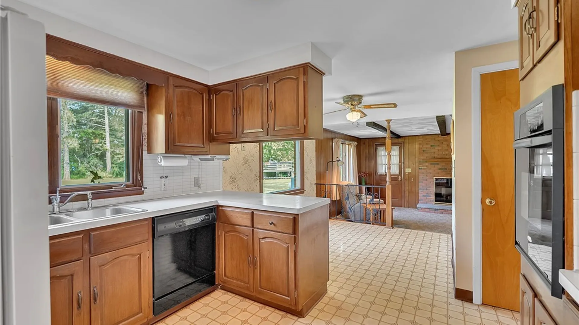 Property at 10 Crimson Lane, Elma, NY 14059 20