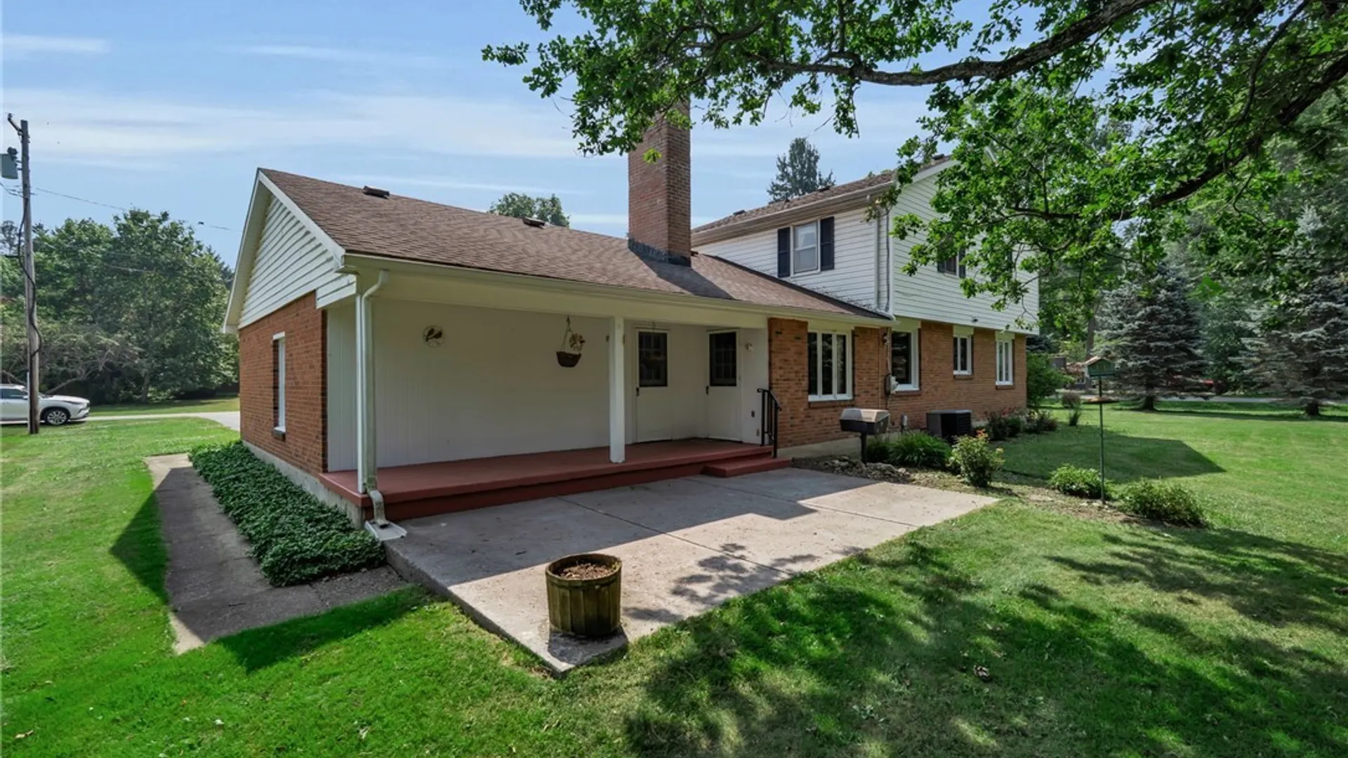 Property at 10 Crimson Lane, Elma, NY 14059 5