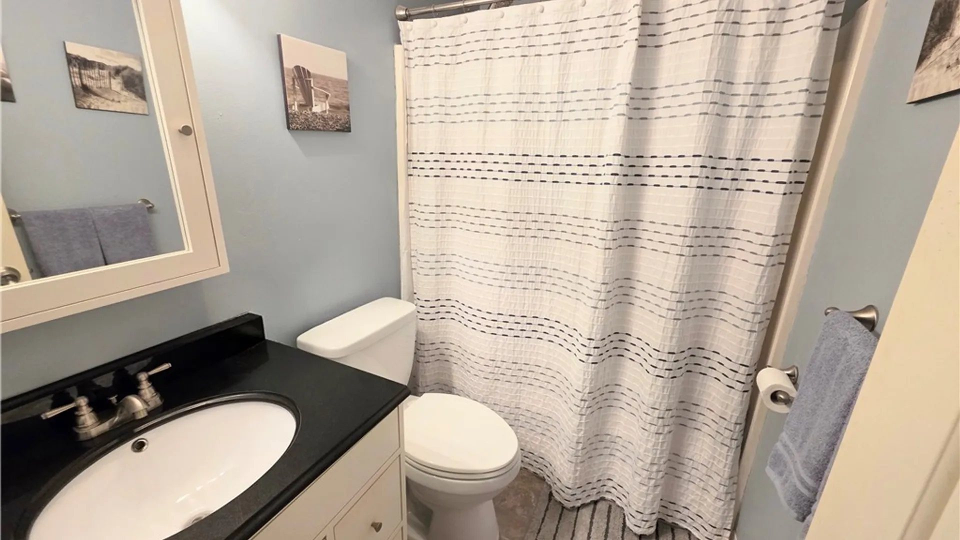 Property at 105 Winstead Circle, Manlius, NY 13116 14