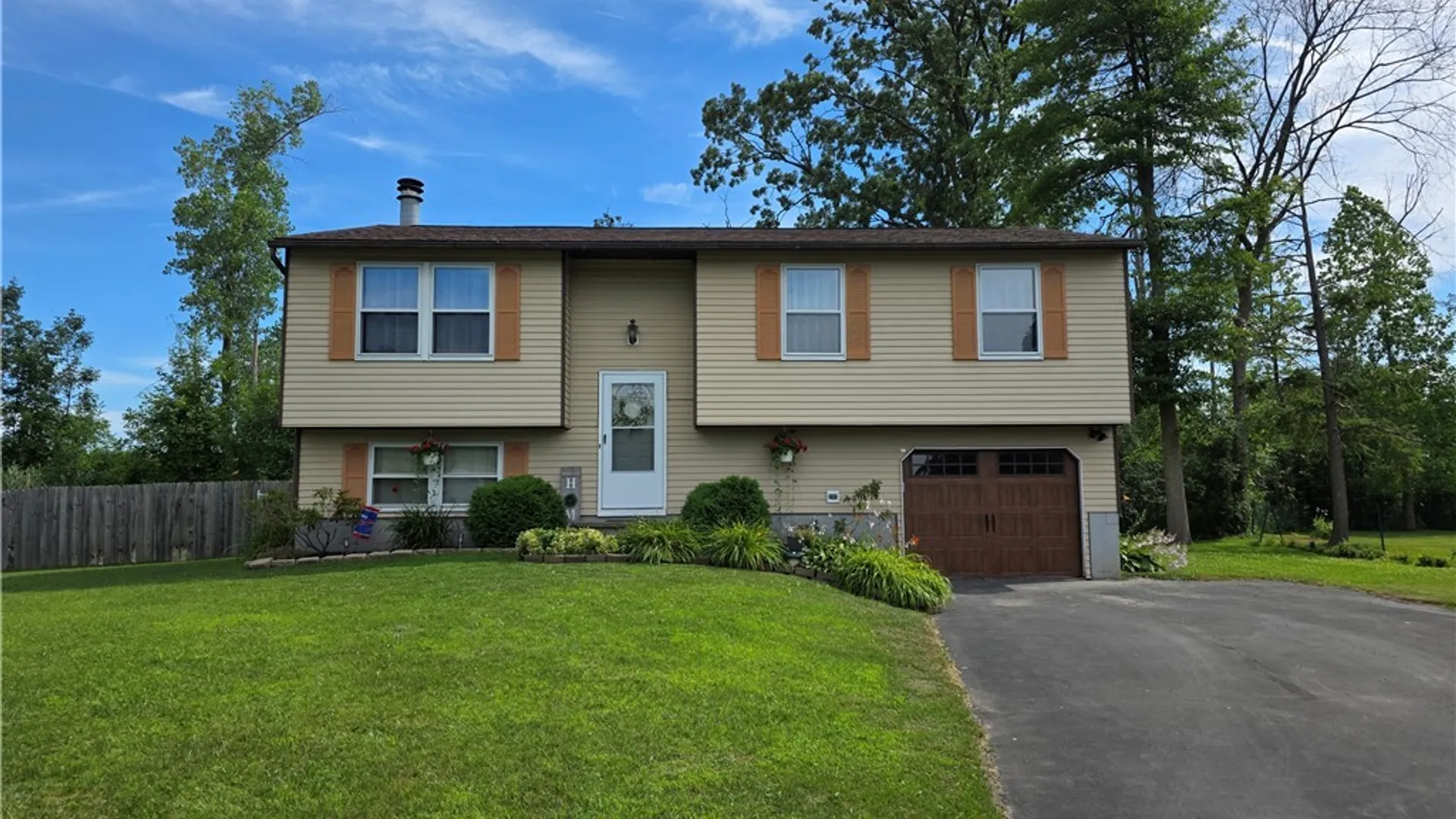 Property at 105 Winstead Circle, Manlius, NY 13116 27