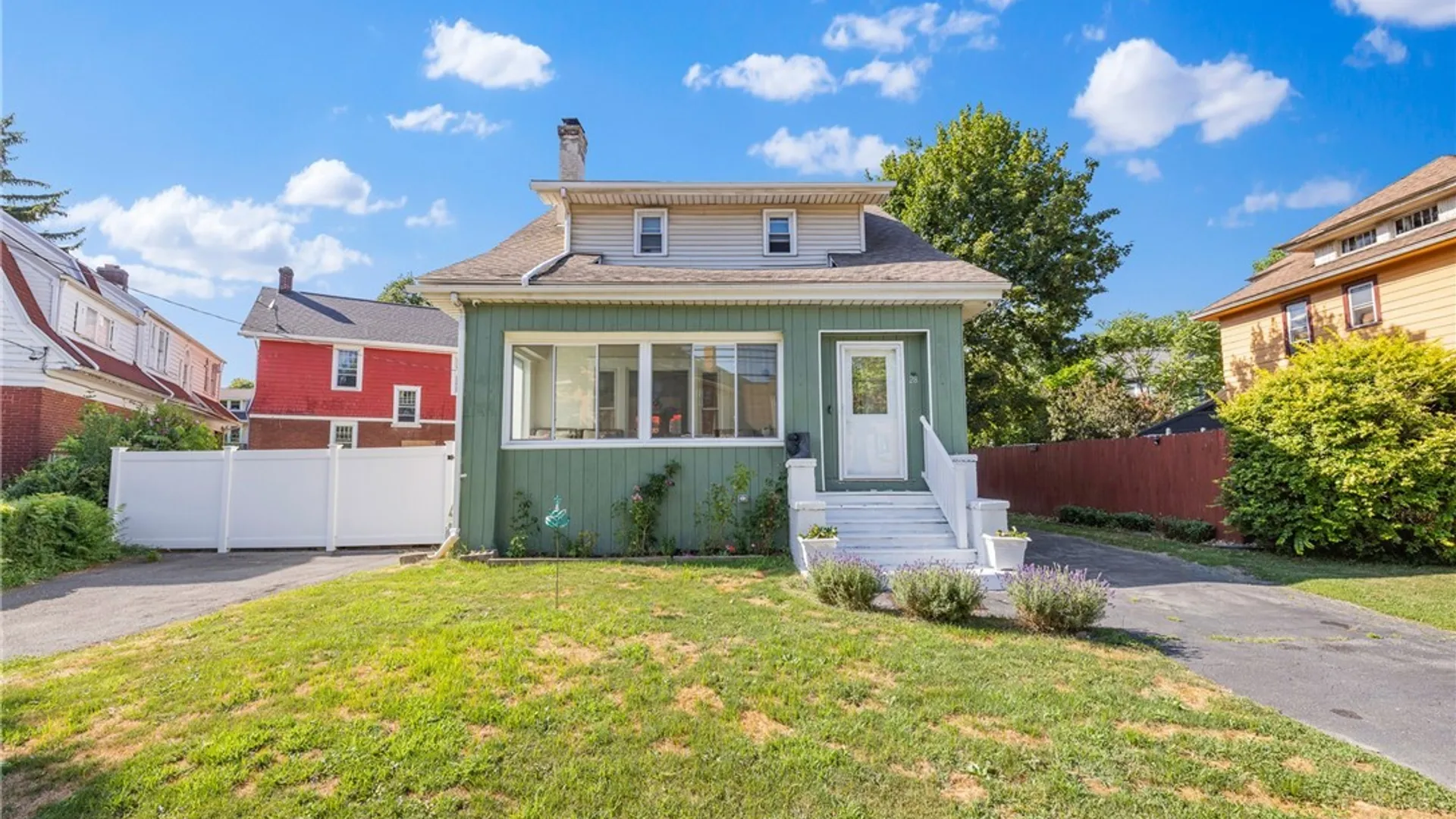 Property at 28 Mineral Springs Road, Buffalo, NY 14210 2