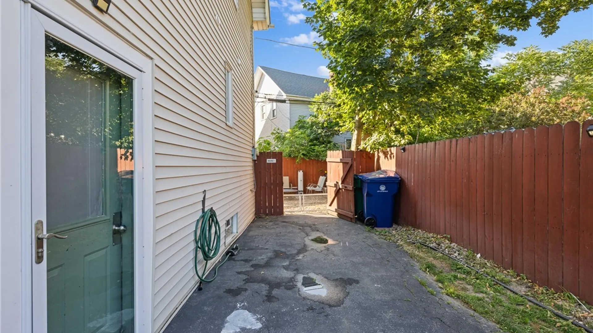 Property at 28 Mineral Springs Road, Buffalo, NY 14210 25