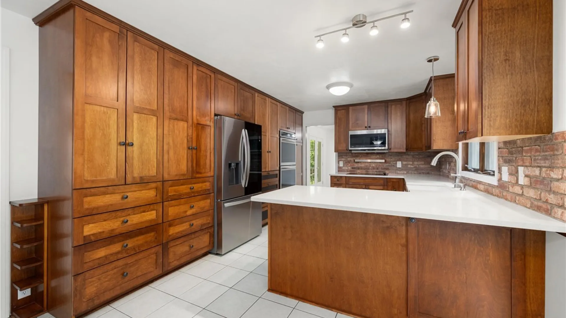 Property at 1 Butternut Road, New Hartford, NY 13413 12