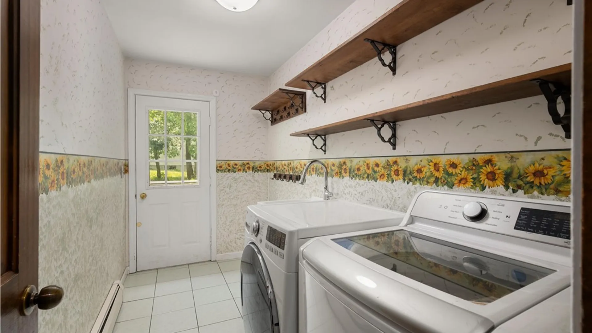 Property at 1 Butternut Road, New Hartford, NY 13413 24