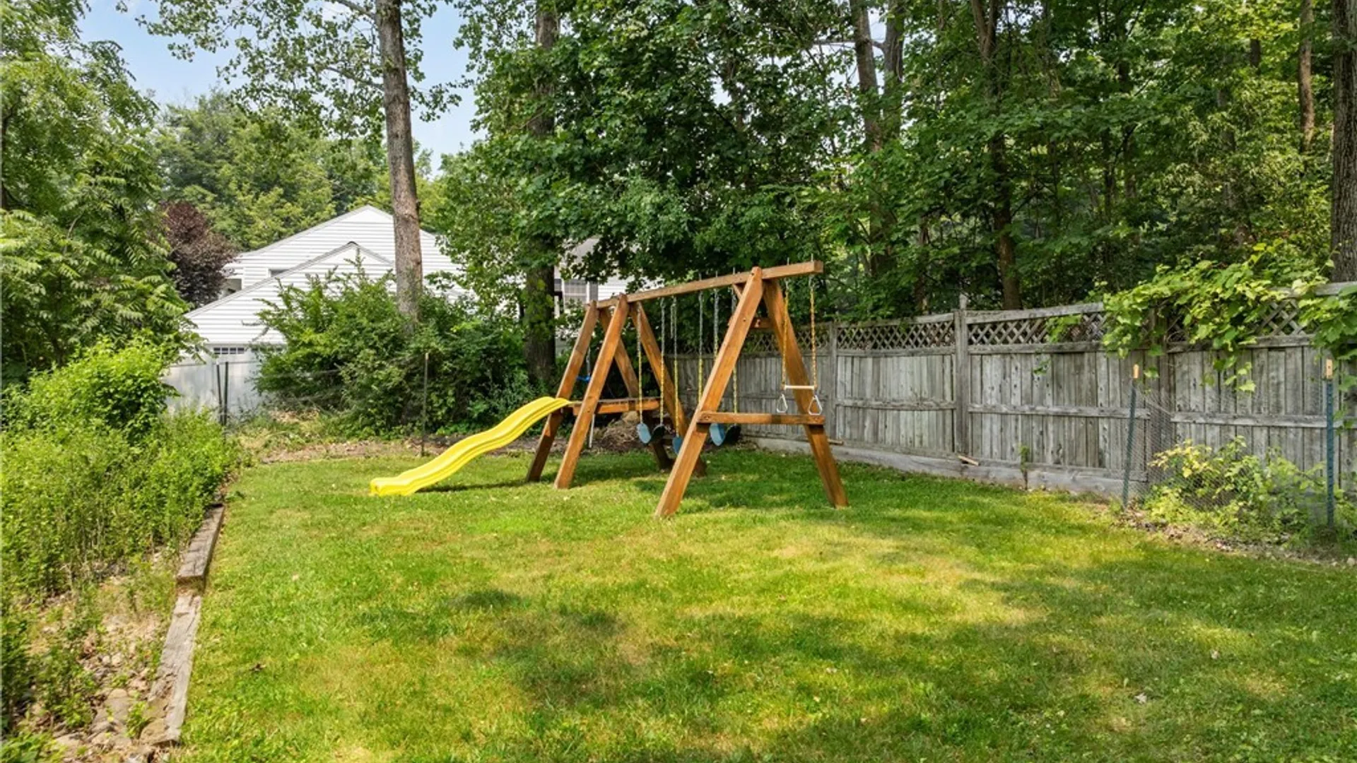 Property at 1 Butternut Road, New Hartford, NY 13413 47