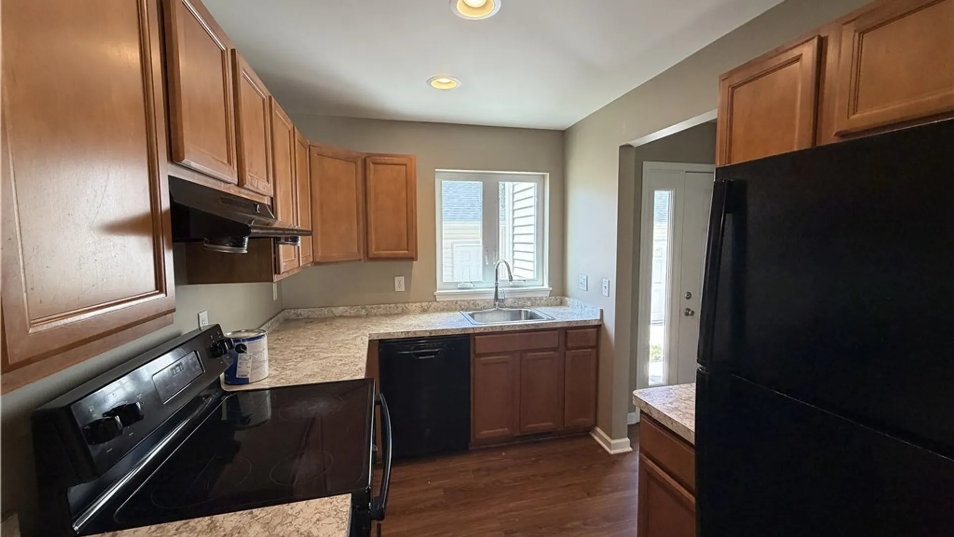 Property at 723 Robin Road, Amherst, NY 14228 4