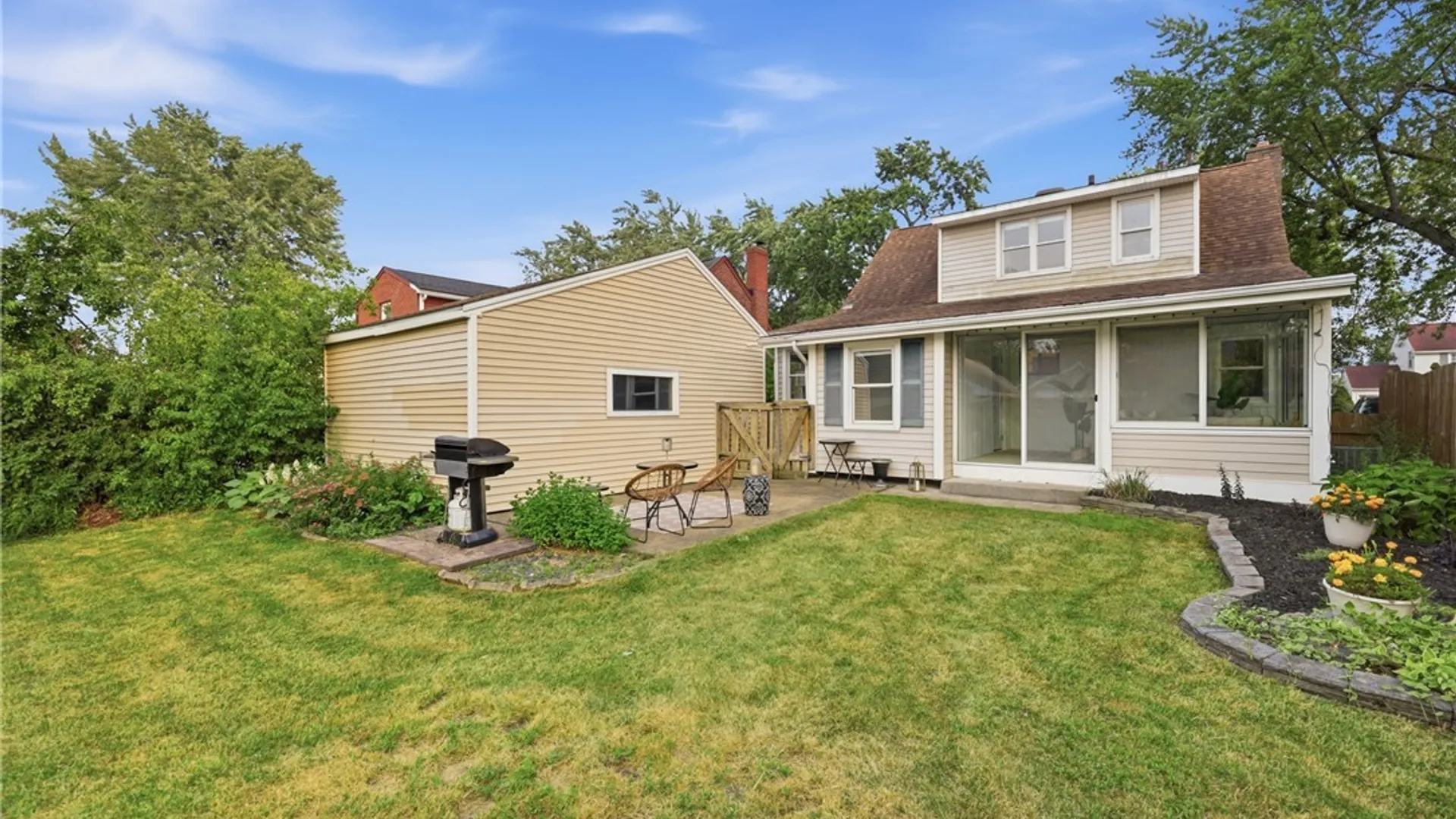 Property at 98 Northwood Drive, Tonawanda, NY 14223 23