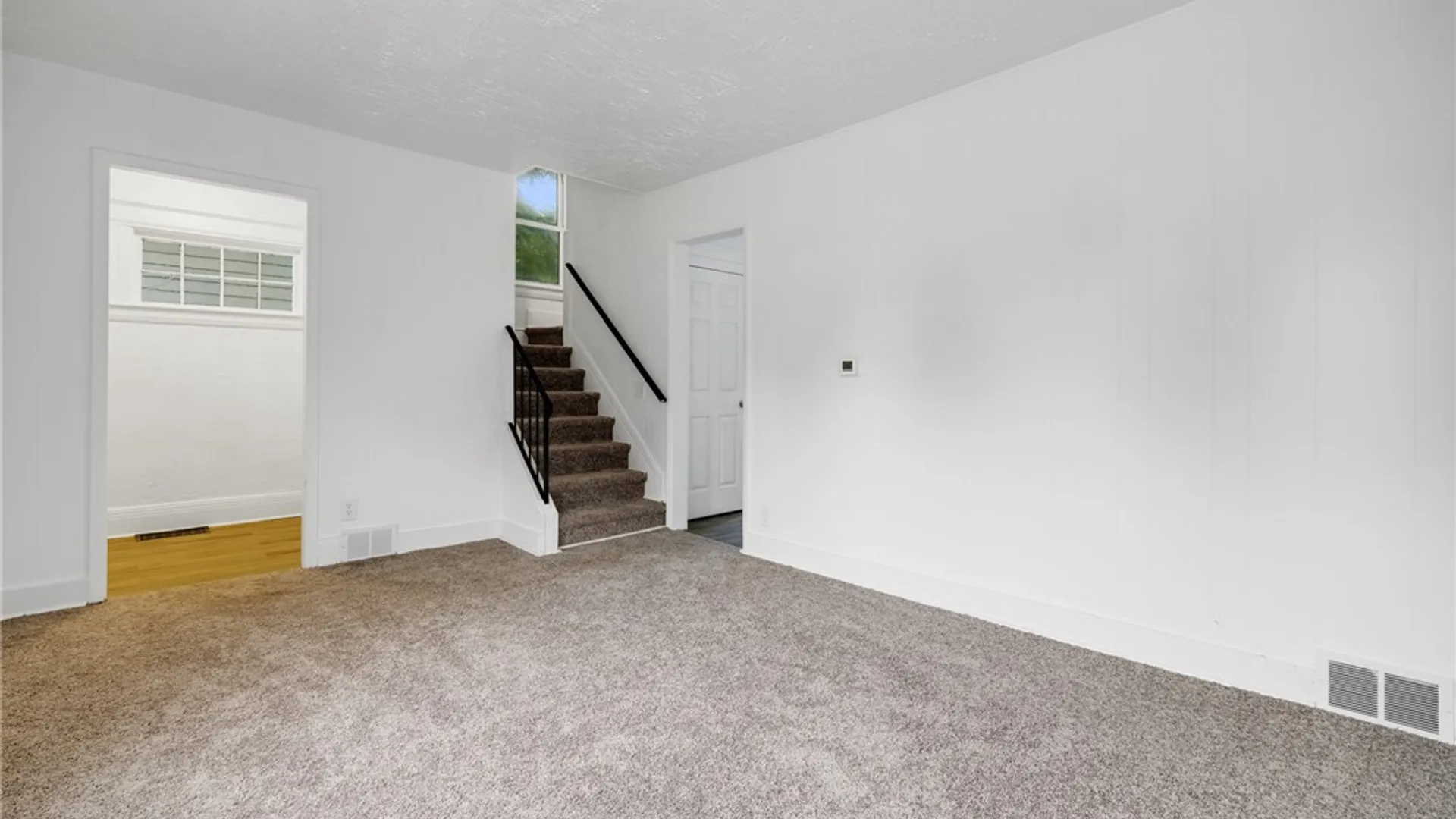 Property at 639 Ridgeway Avenue, Rochester, NY 14615 5