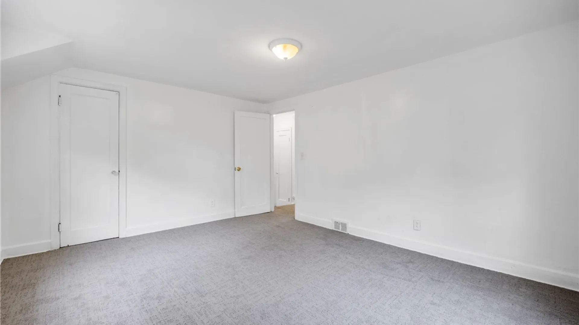 Property at 19 Dorbeth Road, Rochester, NY 14621 18