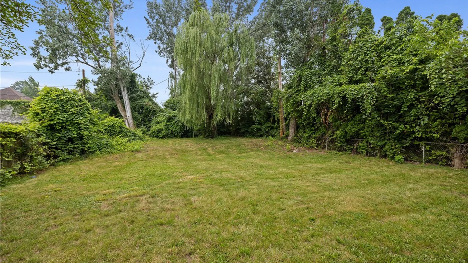 Property at 19 Dorbeth Road, Rochester, NY 14621 21
